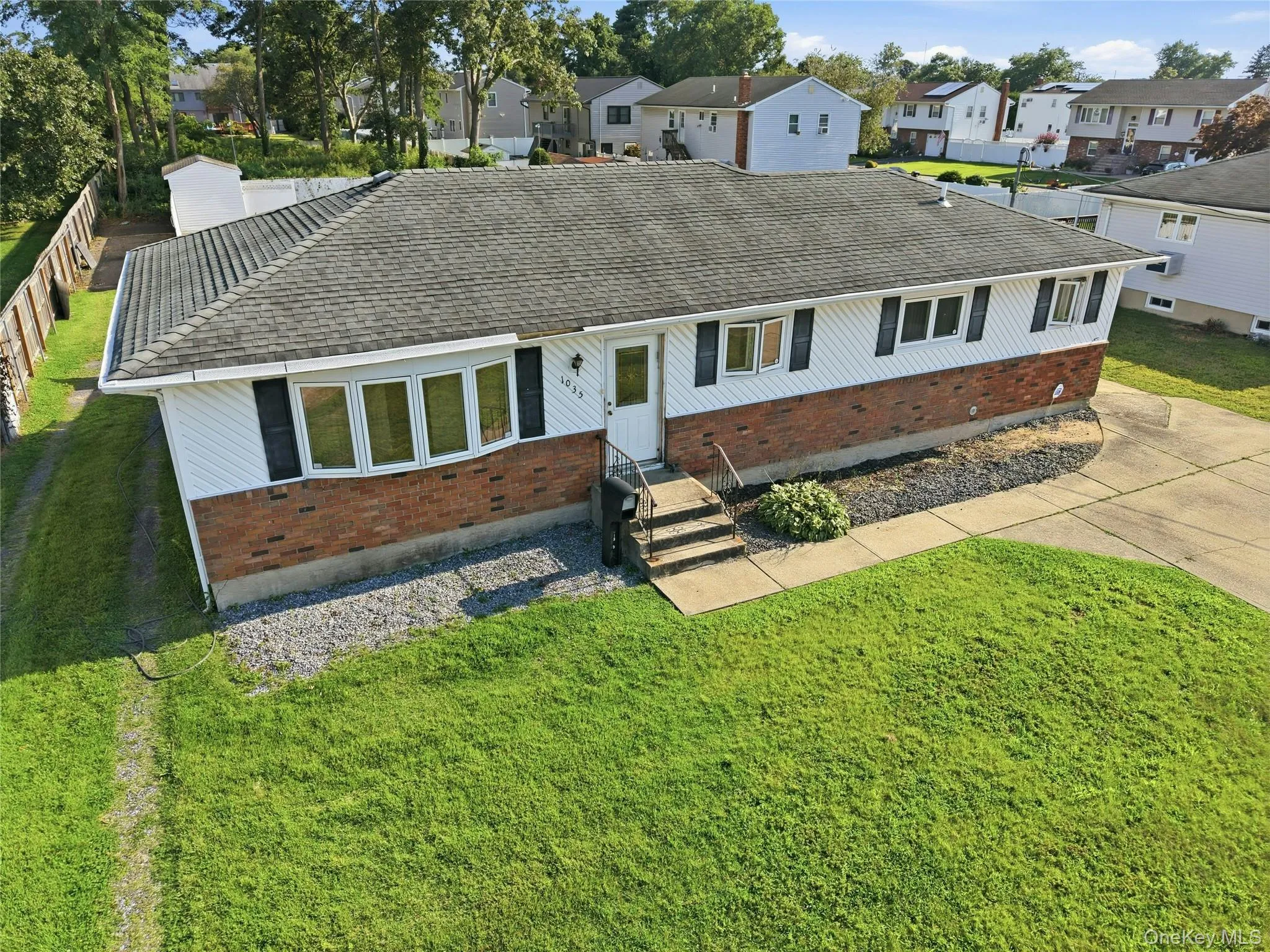 1035 Tooker Avenue, Babylon, NY, 4 Bedrooms Bedrooms, 7 Rooms Rooms,2 BathroomsBathrooms,Residential,For Rent,Tooker,0,1044754 1035 Tooker Avenue, Babylon, NY, 4 Bedrooms Bedrooms, 7 Rooms Rooms,2 BathroomsBathrooms,Residential,For Rent,Tooker,0,1044754