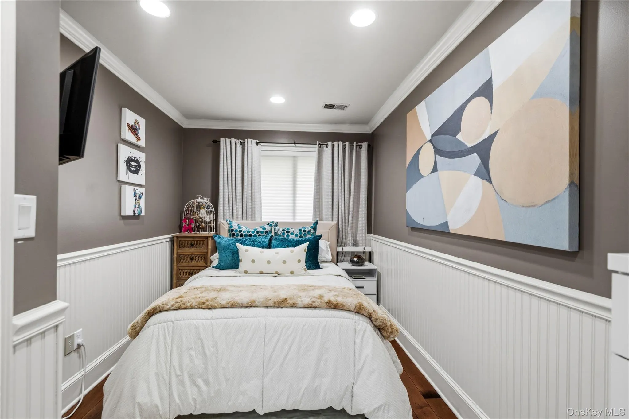 10 Pheasant Lane, Oyster Bay, NY, 4 Bedrooms Bedrooms, 7 Rooms Rooms,3 BathroomsBathrooms,Residential,For Rent,Pheasant,0,1044755 10 Pheasant Lane, Oyster Bay, NY, 4 Bedrooms Bedrooms, 7 Rooms Rooms,3 BathroomsBathrooms,Residential,For Rent,Pheasant,0,1044755