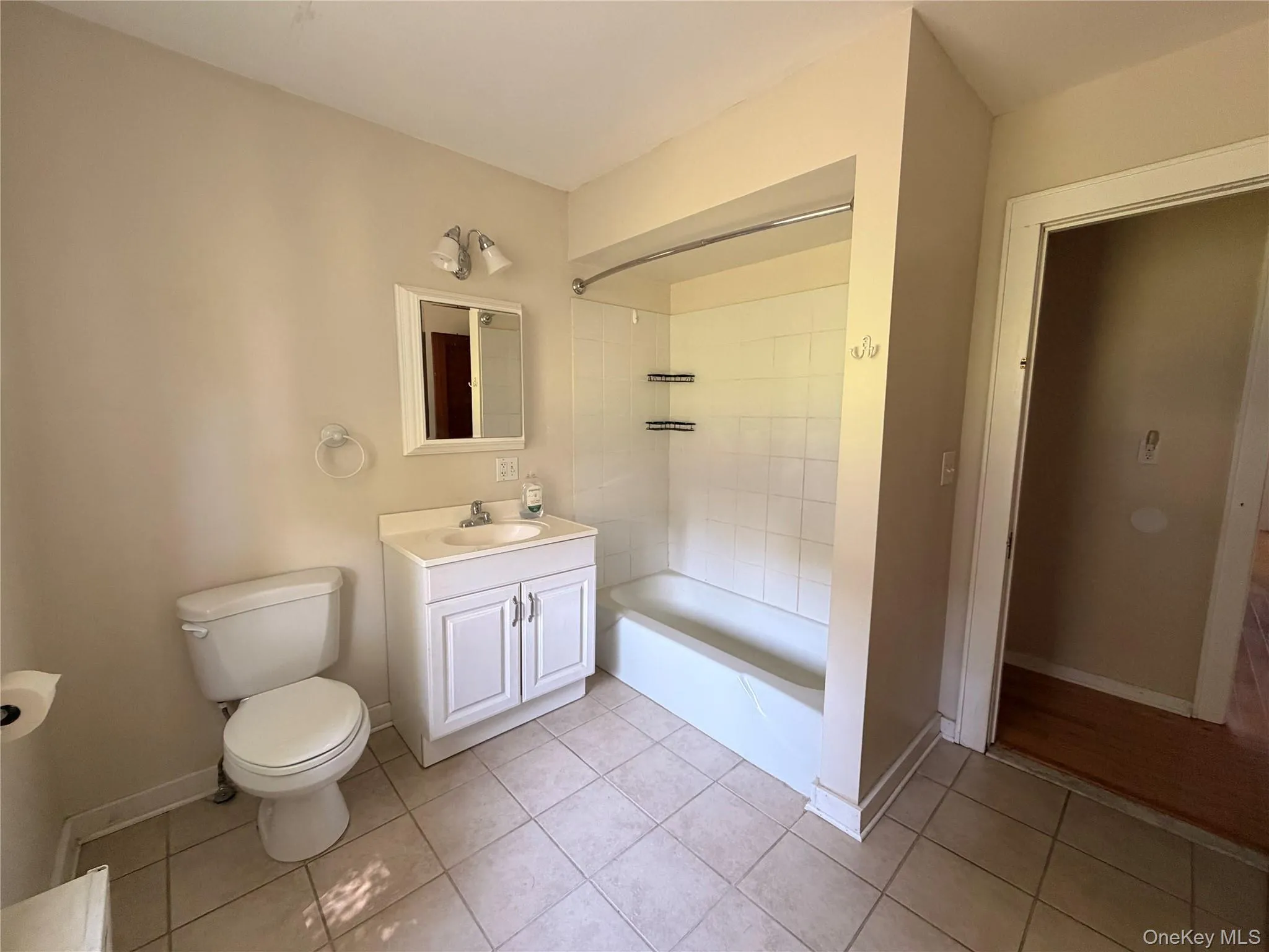 112 Green Street, Goshen, NY, 1 Bedroom Bedrooms, 4 Rooms Rooms,1 BathroomBathrooms,Residential Lease,For Rent,Green,0,1044760 112 Green Street, Goshen, NY, 1 Bedroom Bedrooms, 4 Rooms Rooms,1 BathroomBathrooms,Residential Lease,For Rent,Green,0,1044760