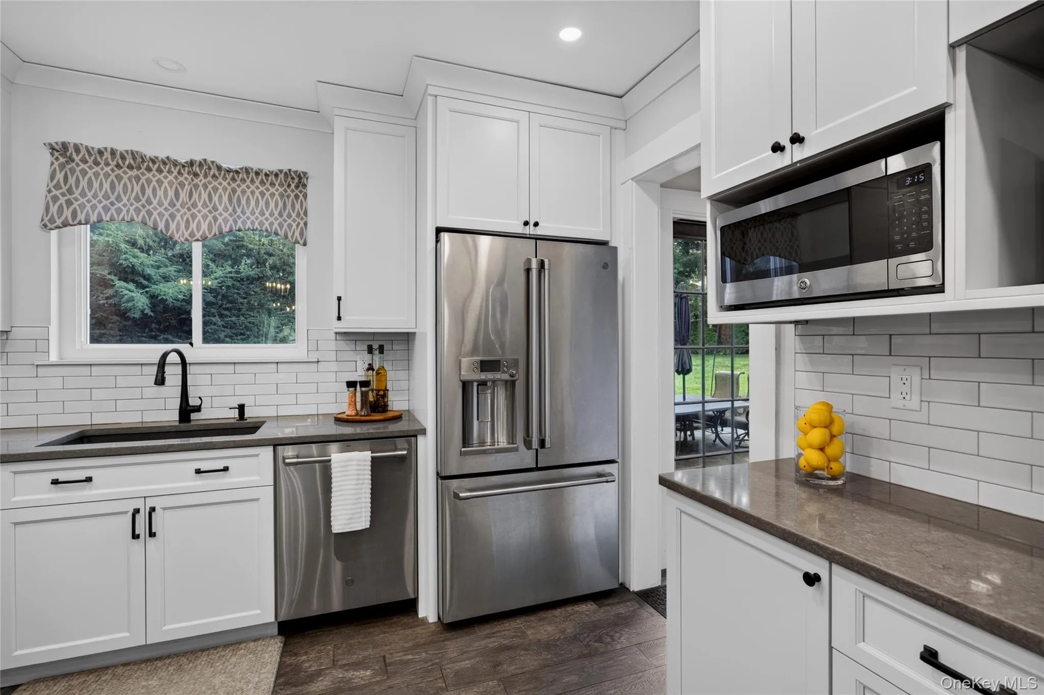 26 Brookside Circle, Yonkers, NY, 6 Bedrooms Bedrooms, 17 Rooms Rooms,4 BathroomsBathrooms,Residential,For Rent,Brookside,0,1044763 26 Brookside Circle, Yonkers, NY, 6 Bedrooms Bedrooms, 17 Rooms Rooms,4 BathroomsBathrooms,Residential,For Rent,Brookside,0,1044763