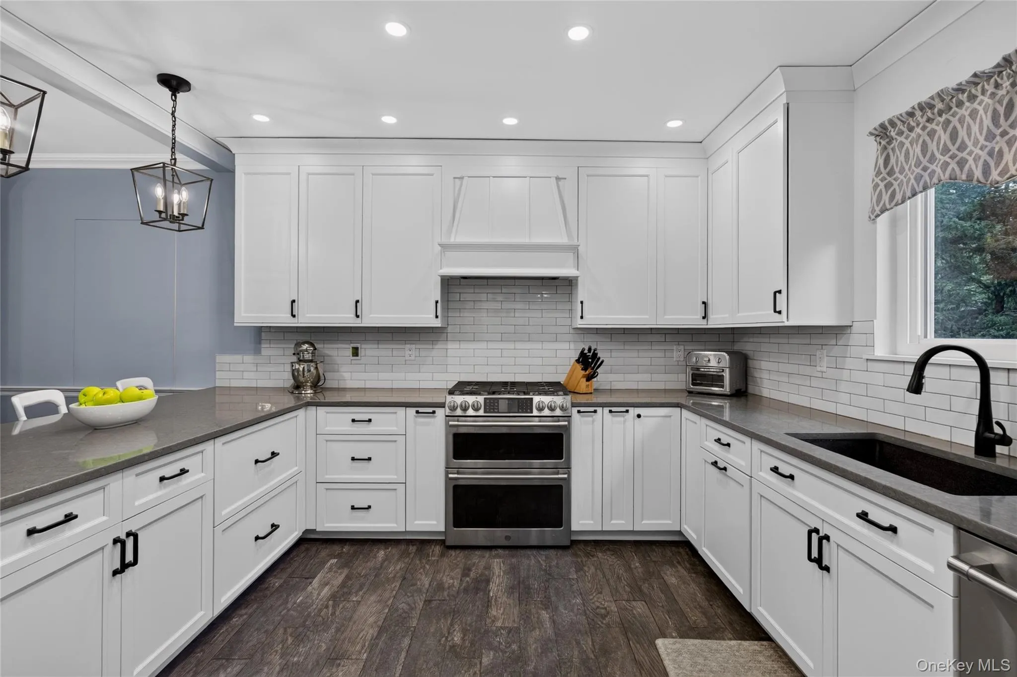 26 Brookside Circle, Yonkers, NY, 6 Bedrooms Bedrooms, 17 Rooms Rooms,4 BathroomsBathrooms,Residential,For Rent,Brookside,0,1044763 26 Brookside Circle, Yonkers, NY, 6 Bedrooms Bedrooms, 17 Rooms Rooms,4 BathroomsBathrooms,Residential,For Rent,Brookside,0,1044763