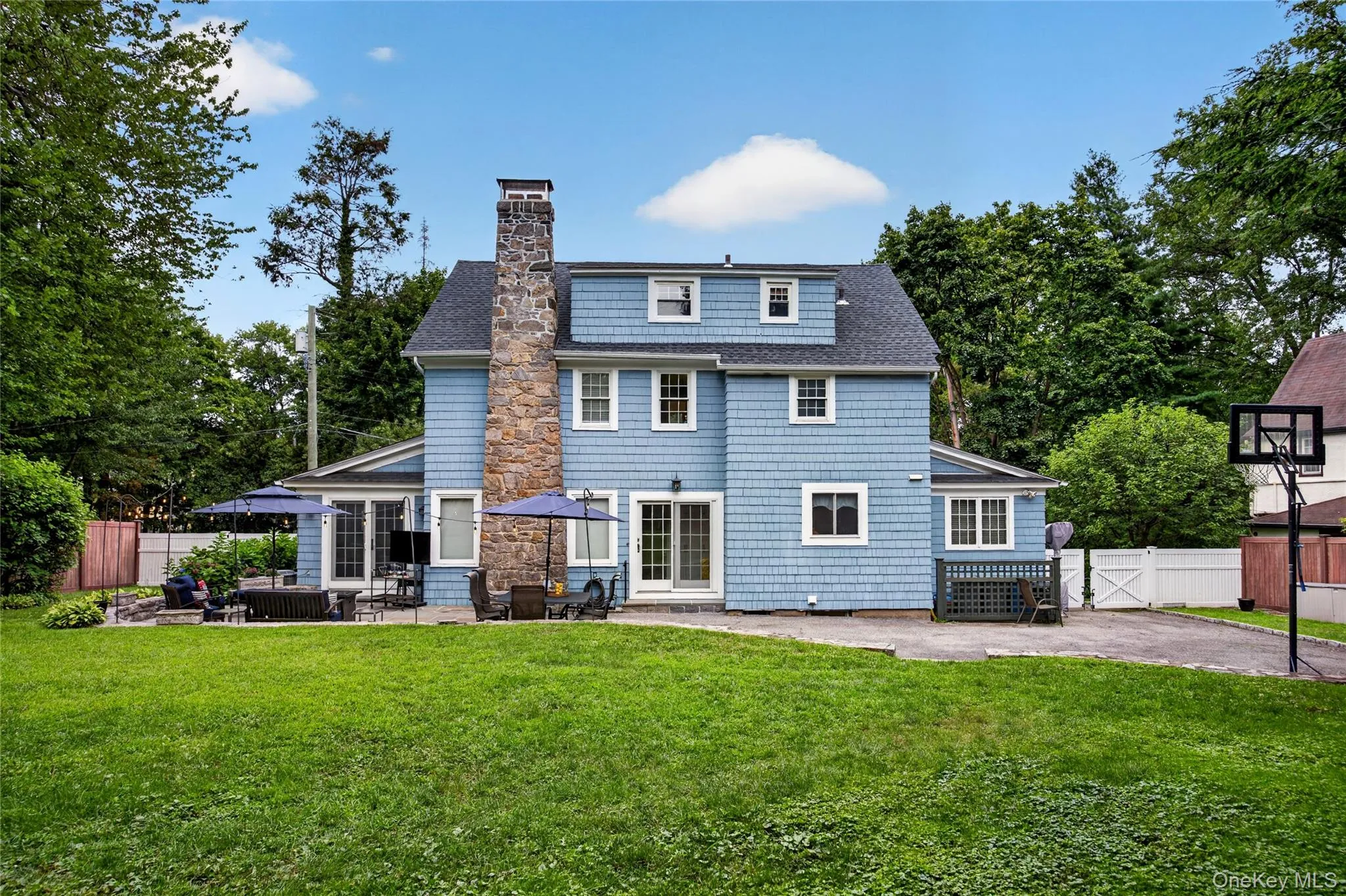 26 Brookside Circle, Yonkers, NY, 6 Bedrooms Bedrooms, 17 Rooms Rooms,4 BathroomsBathrooms,Residential,For Rent,Brookside,0,1044763 26 Brookside Circle, Yonkers, NY, 6 Bedrooms Bedrooms, 17 Rooms Rooms,4 BathroomsBathrooms,Residential,For Rent,Brookside,0,1044763