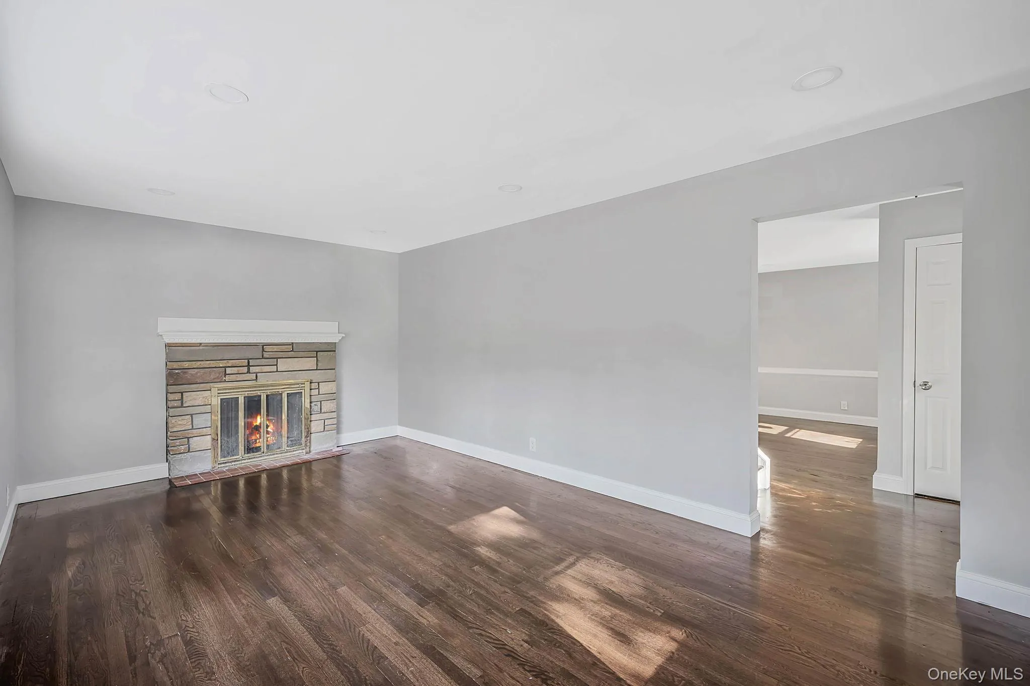 1 Hudson Court, Hempstead, NY, 3 Bedrooms Bedrooms, 6 Rooms Rooms,1 BathroomBathrooms,Residential,For Rent,Hudson,0,1044766 1 Hudson Court, Hempstead, NY, 3 Bedrooms Bedrooms, 6 Rooms Rooms,1 BathroomBathrooms,Residential,For Rent,Hudson,0,1044766