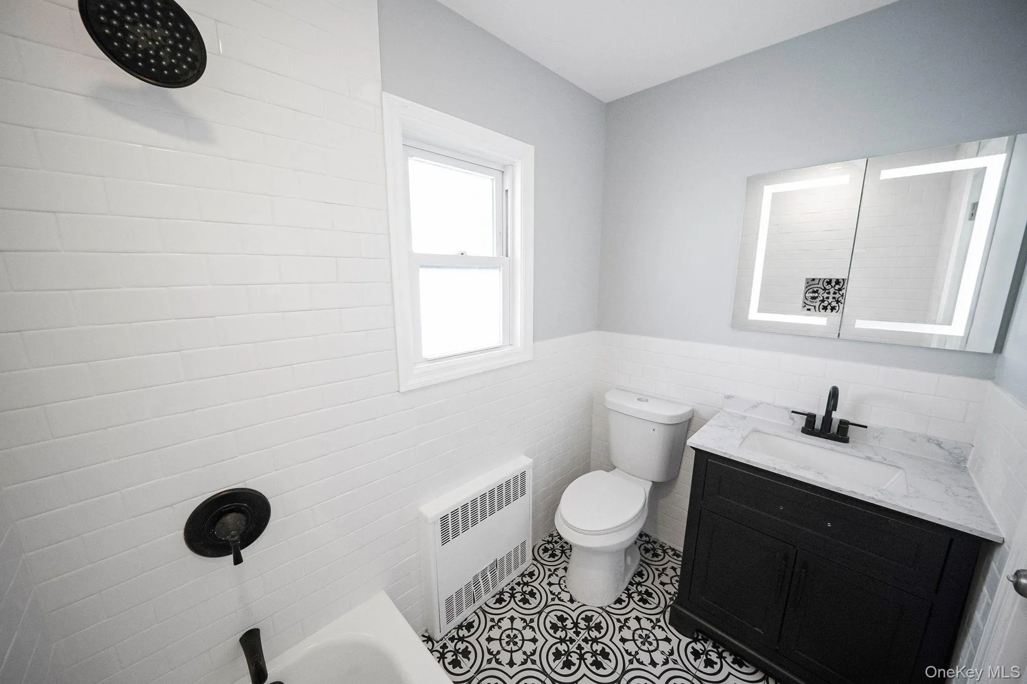 Full Bathroom Full Bathroom
