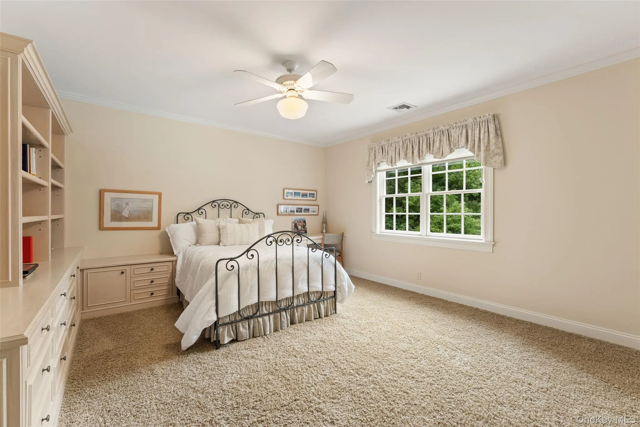 Bedroom Bedroom