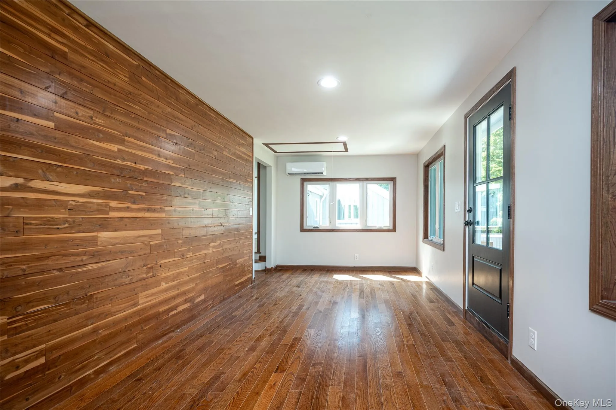 Another versatile room where you can admire the woodland views. Another versatile room where you can admire the woodland views.