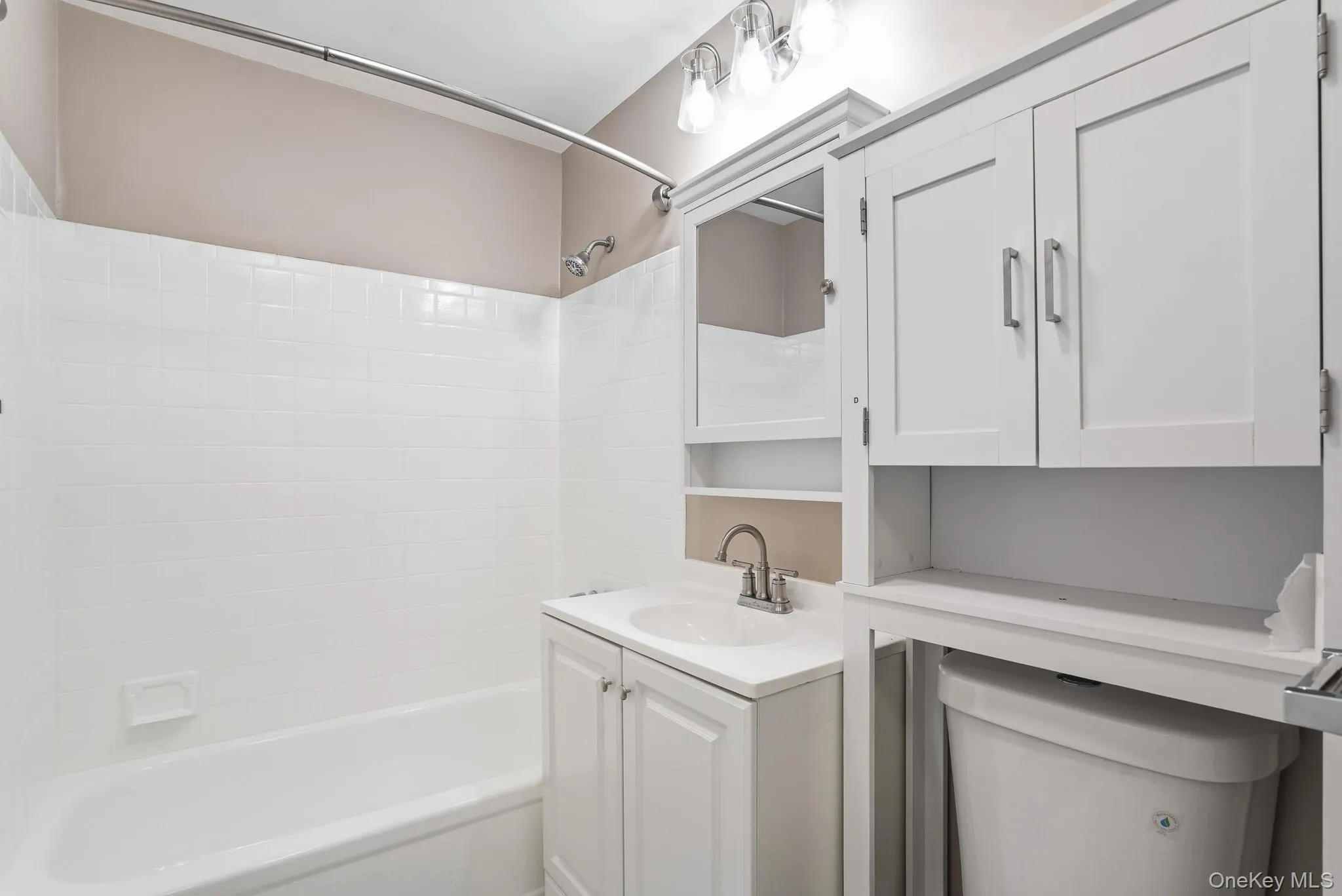 12 Skyline Drive, Fishkill, NY, 2 Bedrooms Bedrooms, 5 Rooms Rooms,2 BathroomsBathrooms,Residential,For Rent,Skyline,0,1044769 12 Skyline Drive, Fishkill, NY, 2 Bedrooms Bedrooms, 5 Rooms Rooms,2 BathroomsBathrooms,Residential,For Rent,Skyline,0,1044769