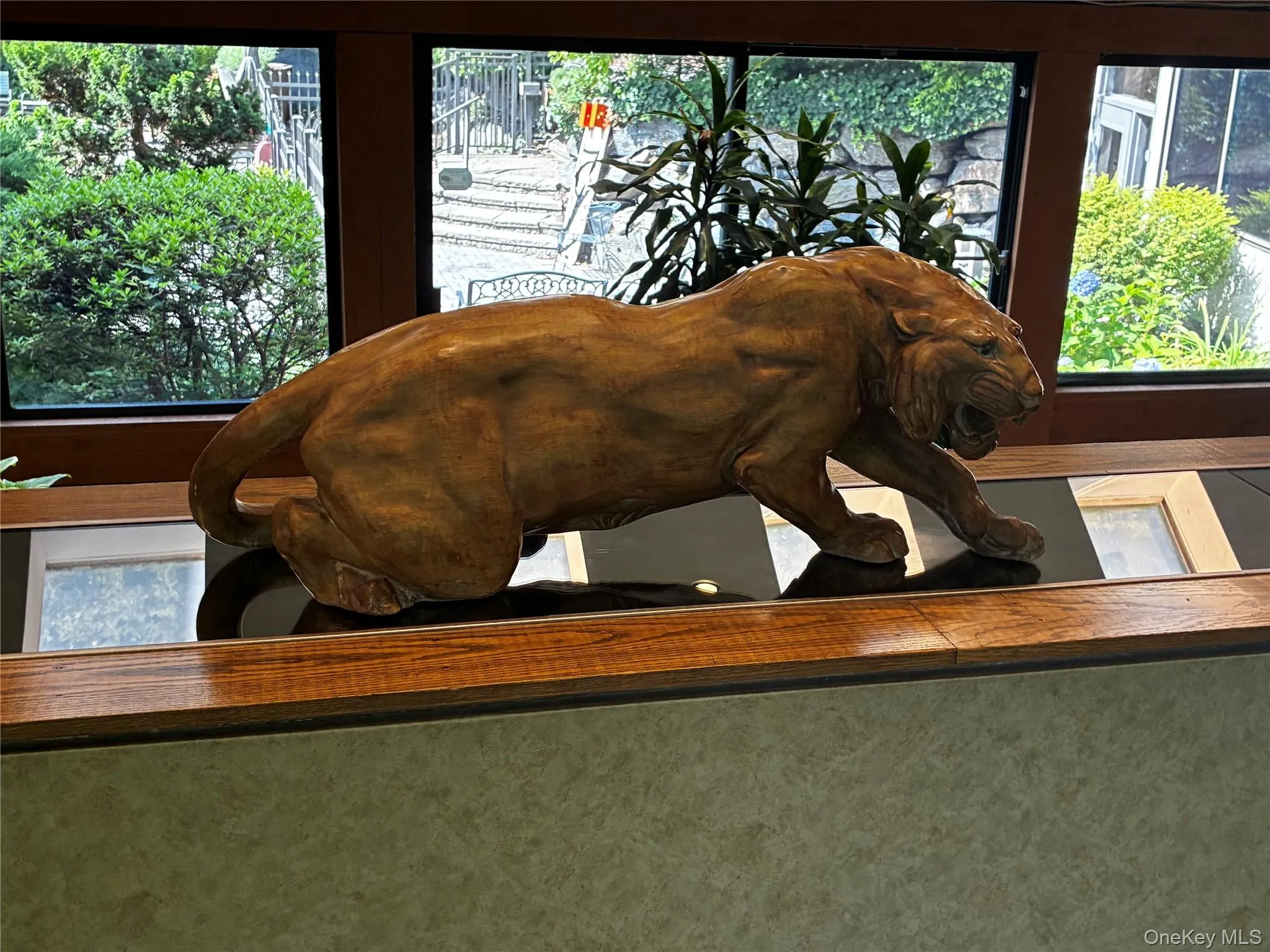 Lobby Mascot Lobby Mascot