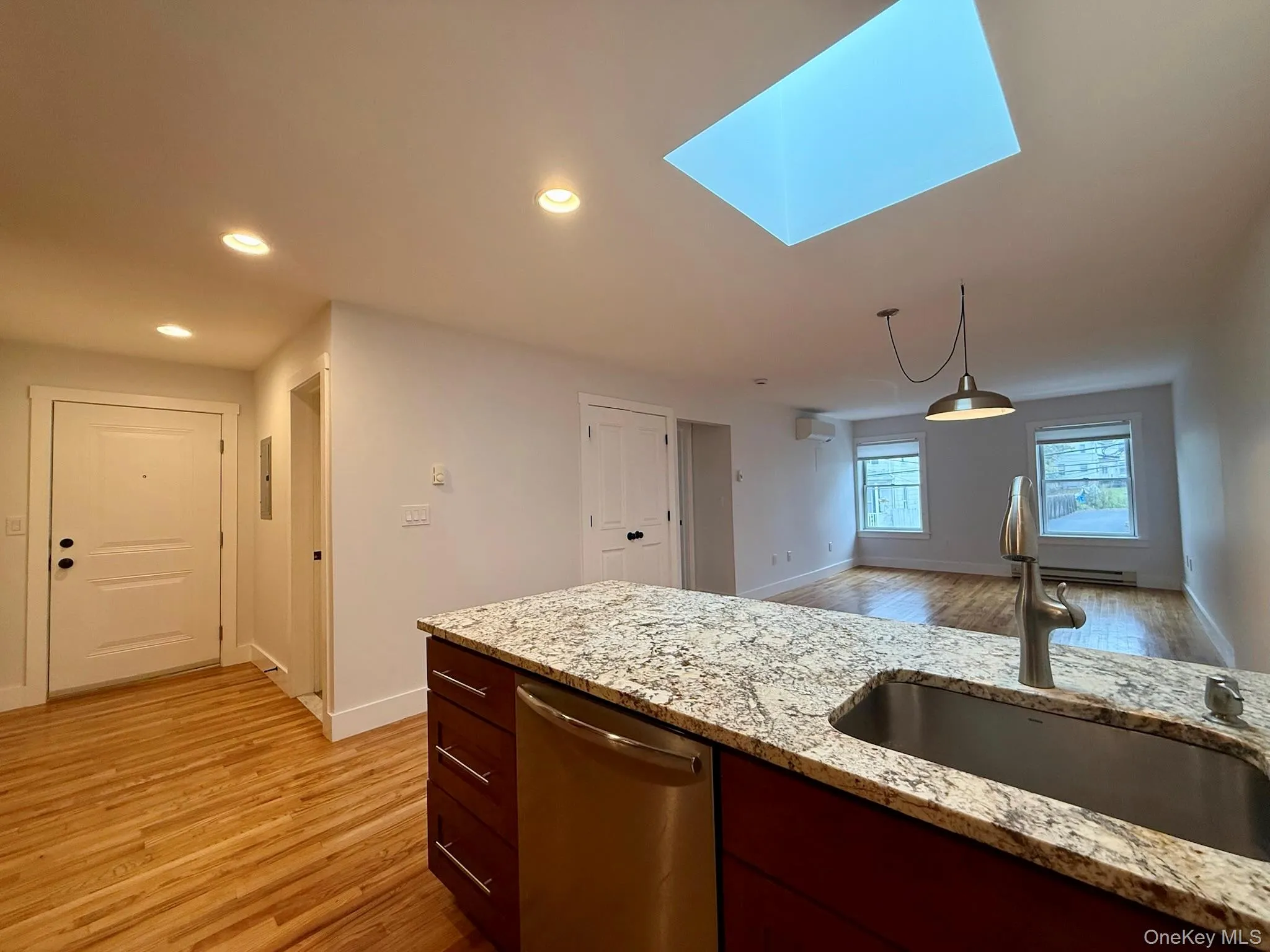 11 First Street, Warwick (town), NY , With , 1 Bedroom , and , 4 Room , 1 Bathroom , For , Residential Lease , For Rent , 1044771 , MLSID,1044771 11 First Street, Warwick (town), NY , With , 1 Bedroom , and , 4 Room , 1 Bathroom , For , Residential Lease , For Rent , 1044771 , MLSID,1044771