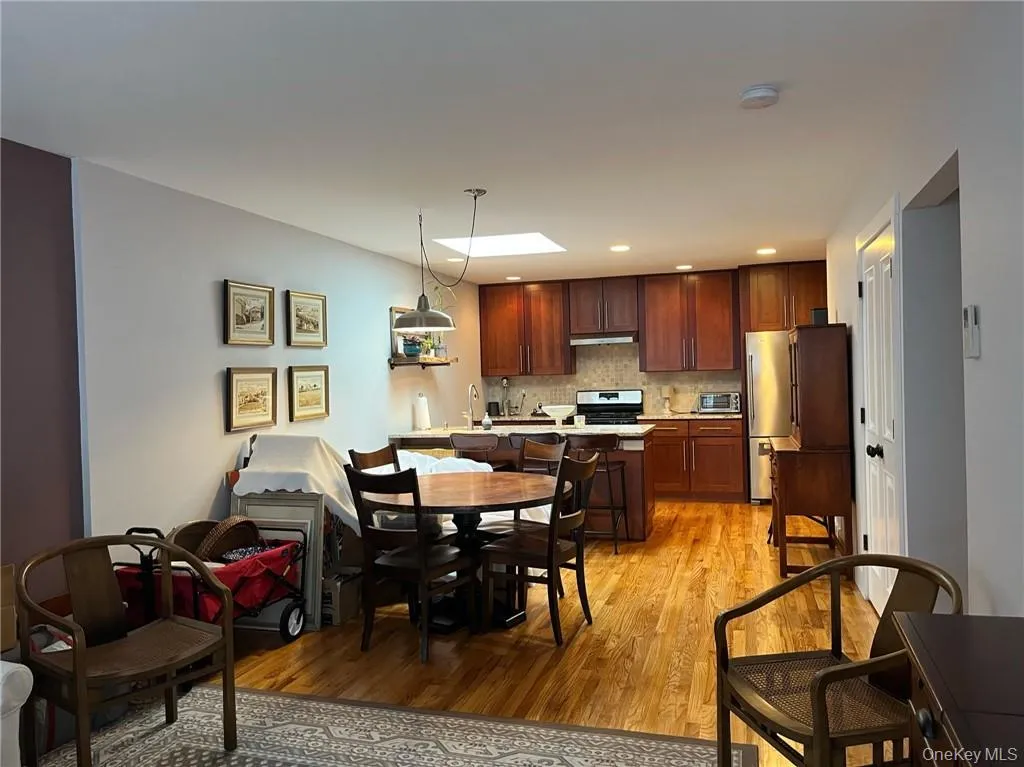 Kitchen and dining area combination Kitchen and dining area combination