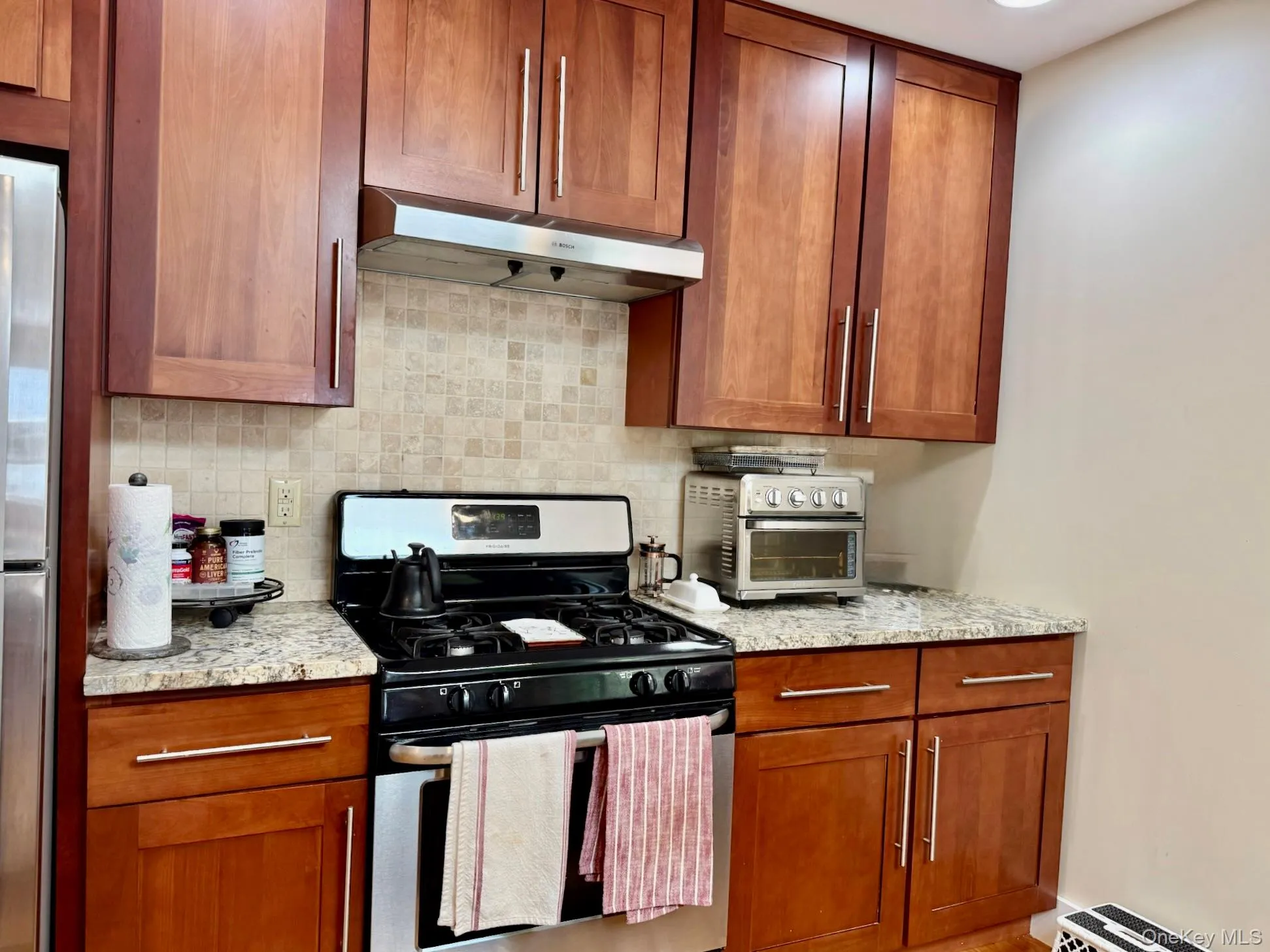 11 First Street, Warwick (town), NY, 1 Bedroom Bedrooms, 4 Rooms Rooms,1 BathroomBathrooms,Residential Lease,For Rent,First,0,1044772 11 First Street, Warwick (town), NY, 1 Bedroom Bedrooms, 4 Rooms Rooms,1 BathroomBathrooms,Residential Lease,For Rent,First,0,1044772