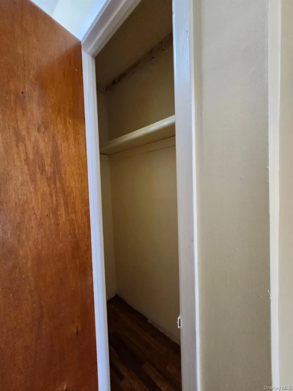 165-19 CHAPIN PKWY, New York, NY, 3 Bedrooms Bedrooms, 5 Rooms Rooms,1 BathroomBathrooms,Residential Lease,For Rent,CHAPIN PKWY,0,1044773 165-19 CHAPIN PKWY, New York, NY, 3 Bedrooms Bedrooms, 5 Rooms Rooms,1 BathroomBathrooms,Residential Lease,For Rent,CHAPIN PKWY,0,1044773