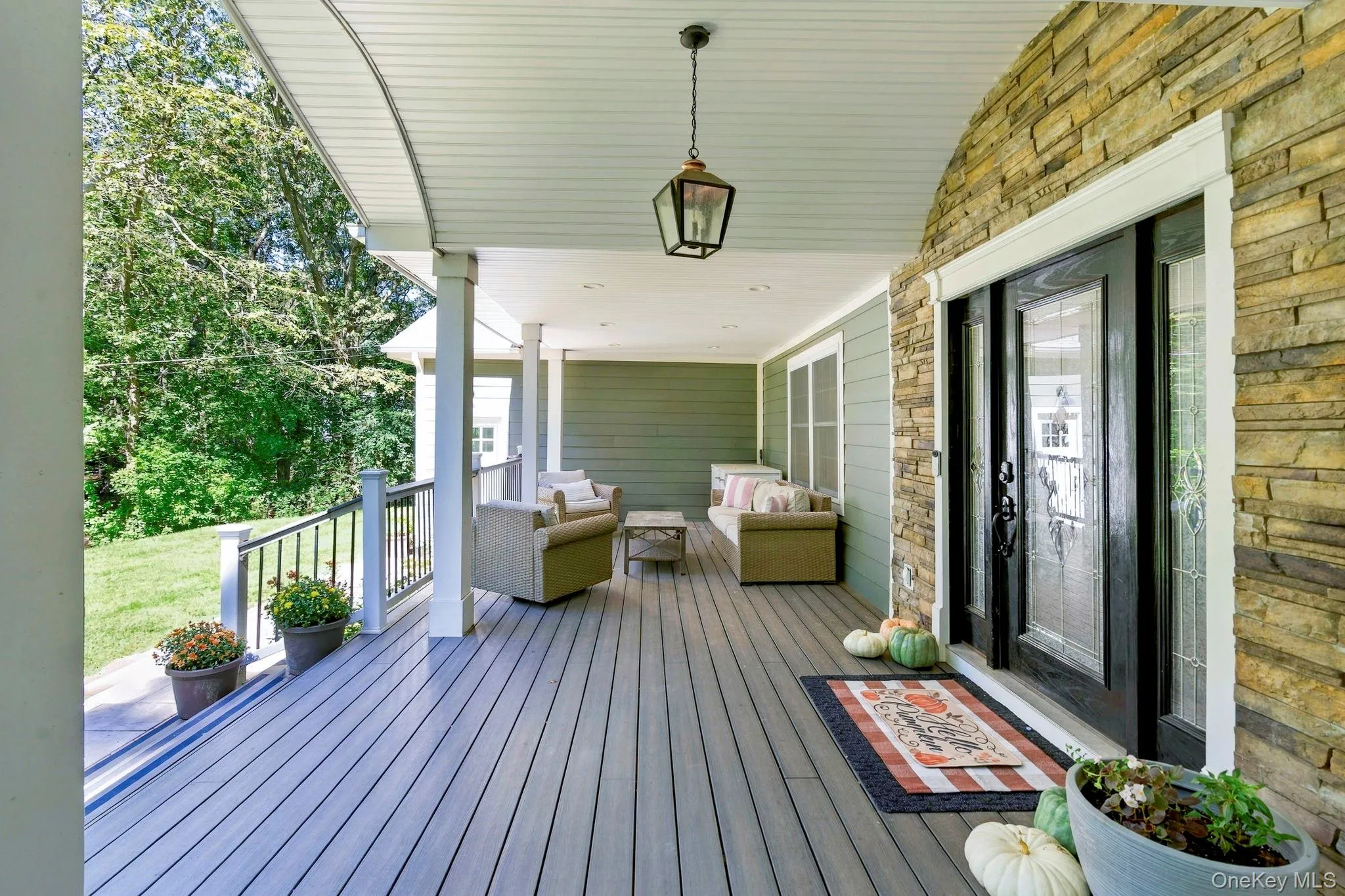 5 Cricket Hollow Road, Brookhaven, NY, 3 Bedrooms Bedrooms, 9 Rooms Rooms,2 BathroomsBathrooms,Residential,For Rent,Cricket Hollow,0,1044778 5 Cricket Hollow Road, Brookhaven, NY, 3 Bedrooms Bedrooms, 9 Rooms Rooms,2 BathroomsBathrooms,Residential,For Rent,Cricket Hollow,0,1044778