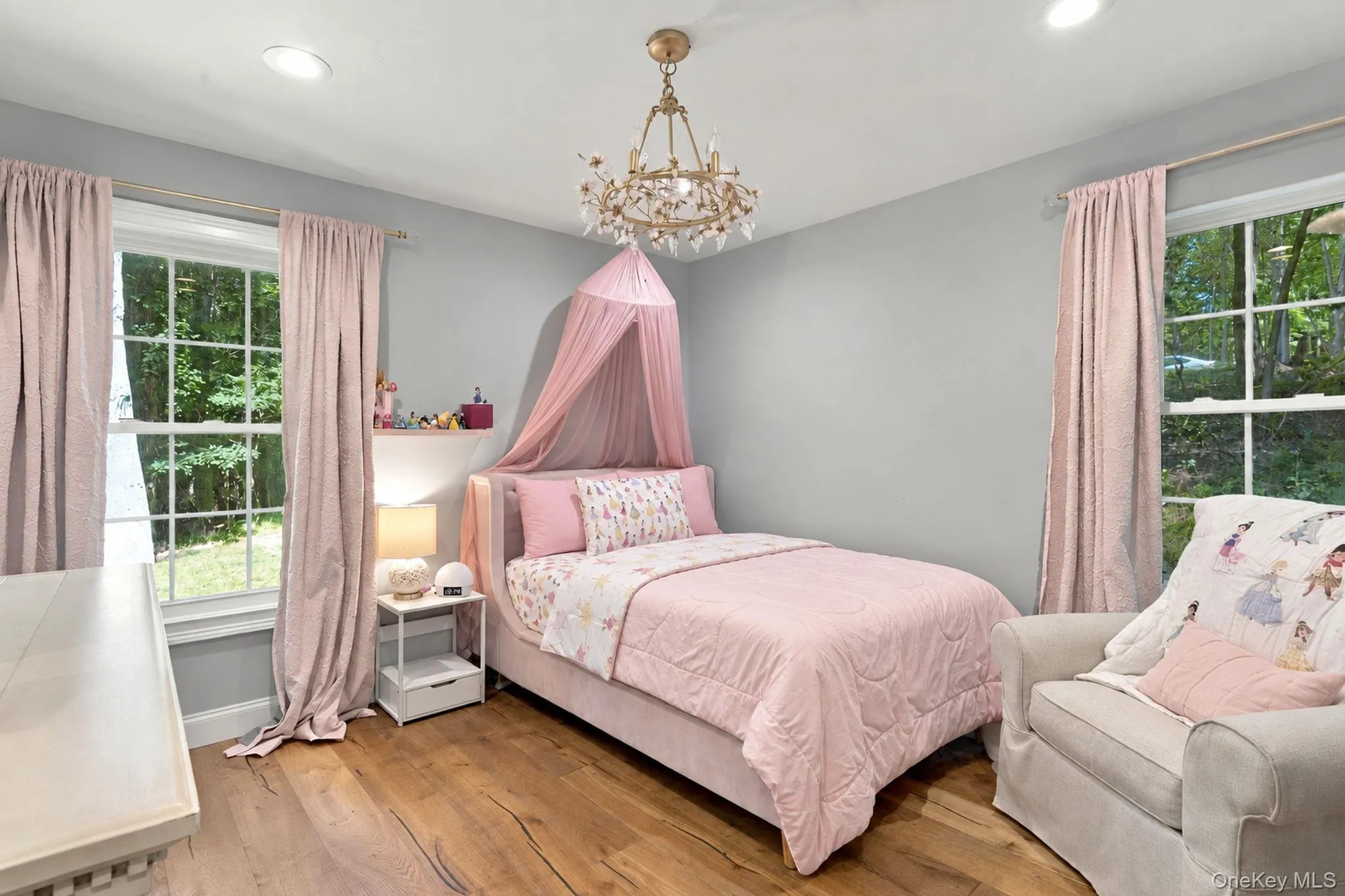 5 Cricket Hollow Road, Brookhaven, NY, 3 Bedrooms Bedrooms, 9 Rooms Rooms,2 BathroomsBathrooms,Residential,For Rent,Cricket Hollow,0,1044778 5 Cricket Hollow Road, Brookhaven, NY, 3 Bedrooms Bedrooms, 9 Rooms Rooms,2 BathroomsBathrooms,Residential,For Rent,Cricket Hollow,0,1044778