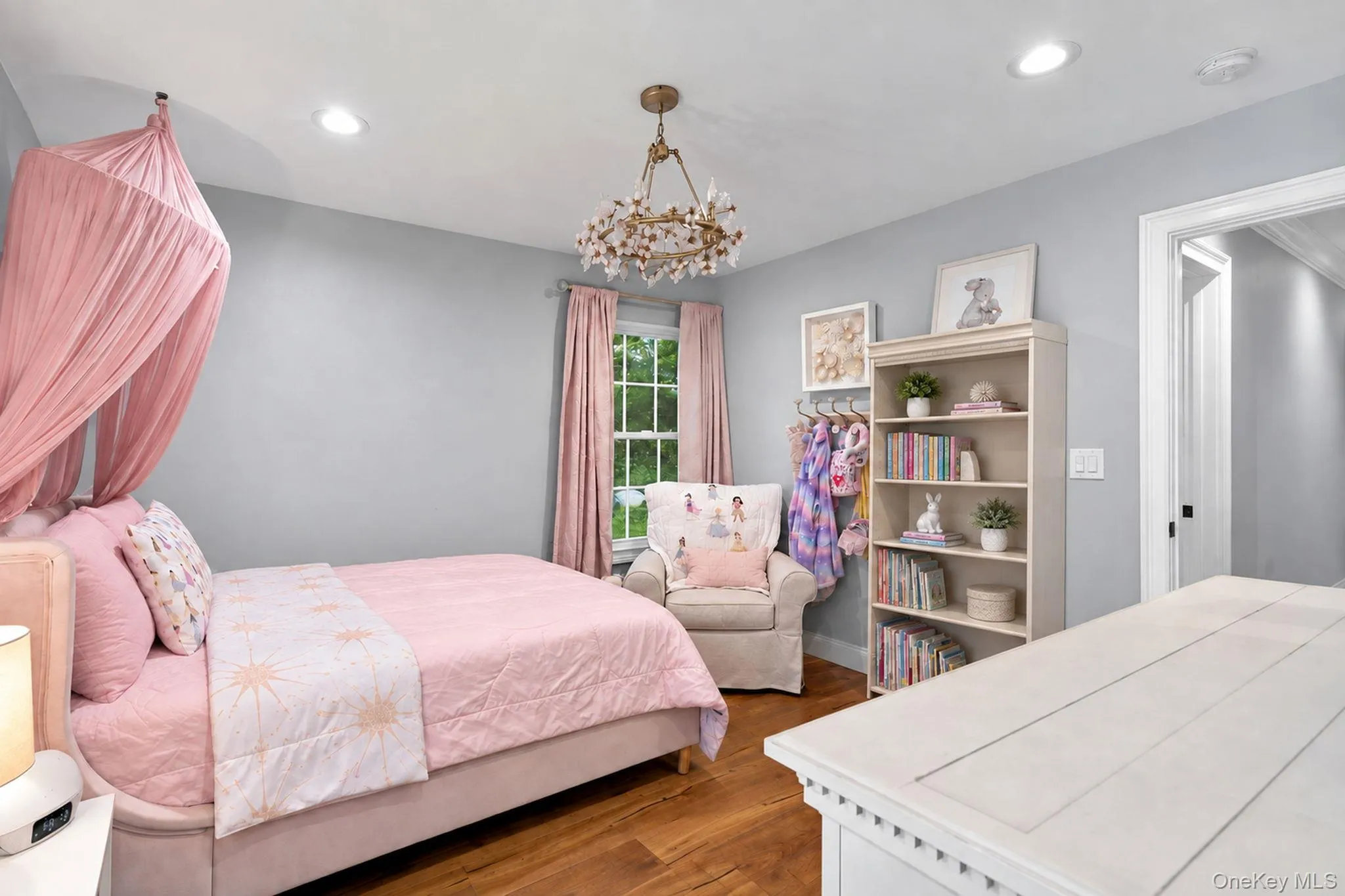 5 Cricket Hollow Road, Brookhaven, NY, 3 Bedrooms Bedrooms, 9 Rooms Rooms,2 BathroomsBathrooms,Residential,For Rent,Cricket Hollow,0,1044778 5 Cricket Hollow Road, Brookhaven, NY, 3 Bedrooms Bedrooms, 9 Rooms Rooms,2 BathroomsBathrooms,Residential,For Rent,Cricket Hollow,0,1044778