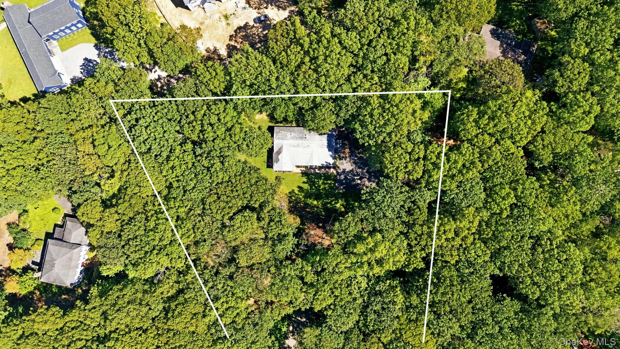 5 Cricket Hollow Road, Brookhaven, NY, 3 Bedrooms Bedrooms, 9 Rooms Rooms,2 BathroomsBathrooms,Residential,For Rent,Cricket Hollow,0,1044778 5 Cricket Hollow Road, Brookhaven, NY, 3 Bedrooms Bedrooms, 9 Rooms Rooms,2 BathroomsBathrooms,Residential,For Rent,Cricket Hollow,0,1044778