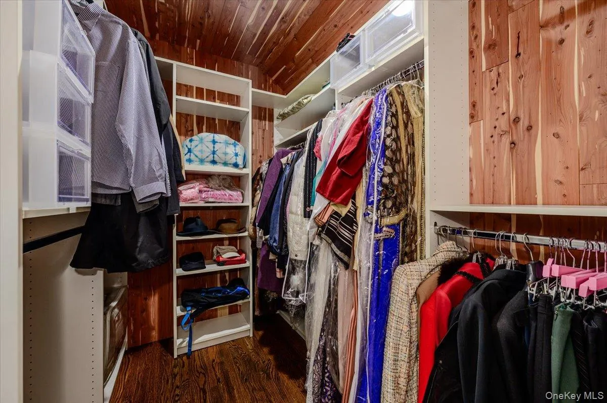Walk-in Cedar Closet Walk-in Cedar Closet