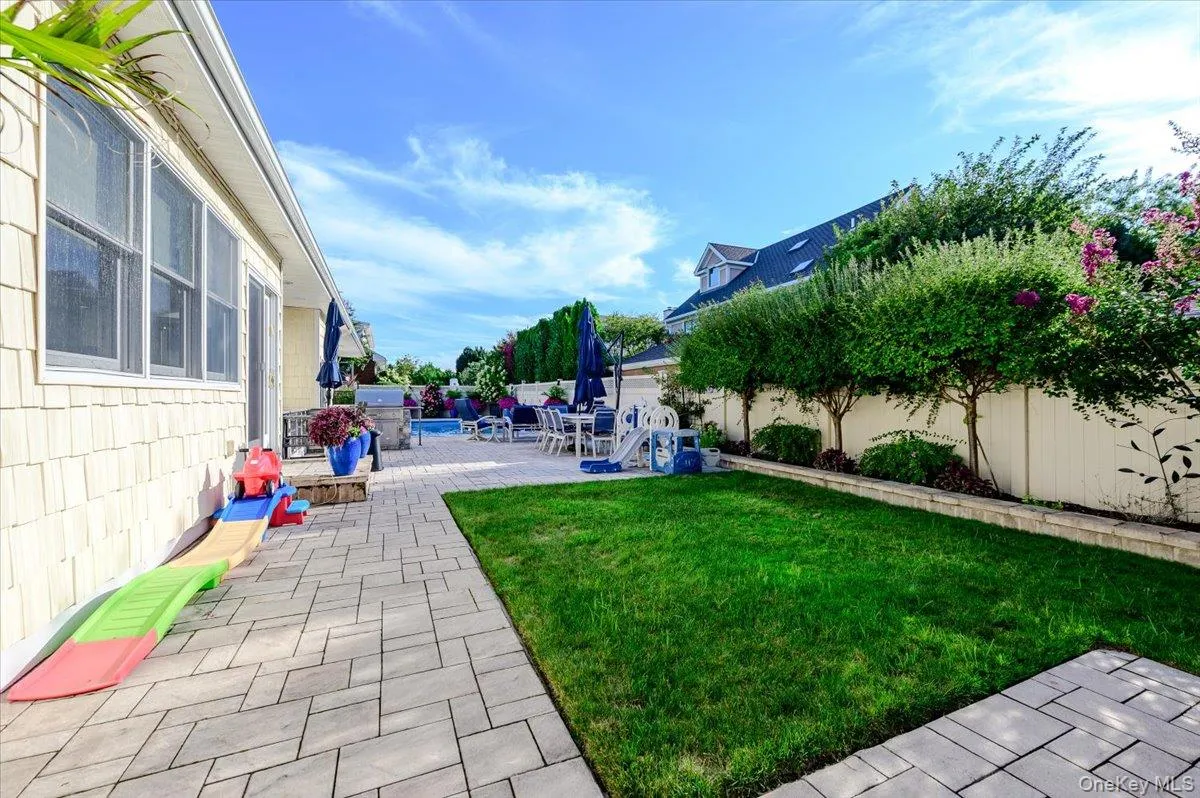 Landscaped area Landscaped area