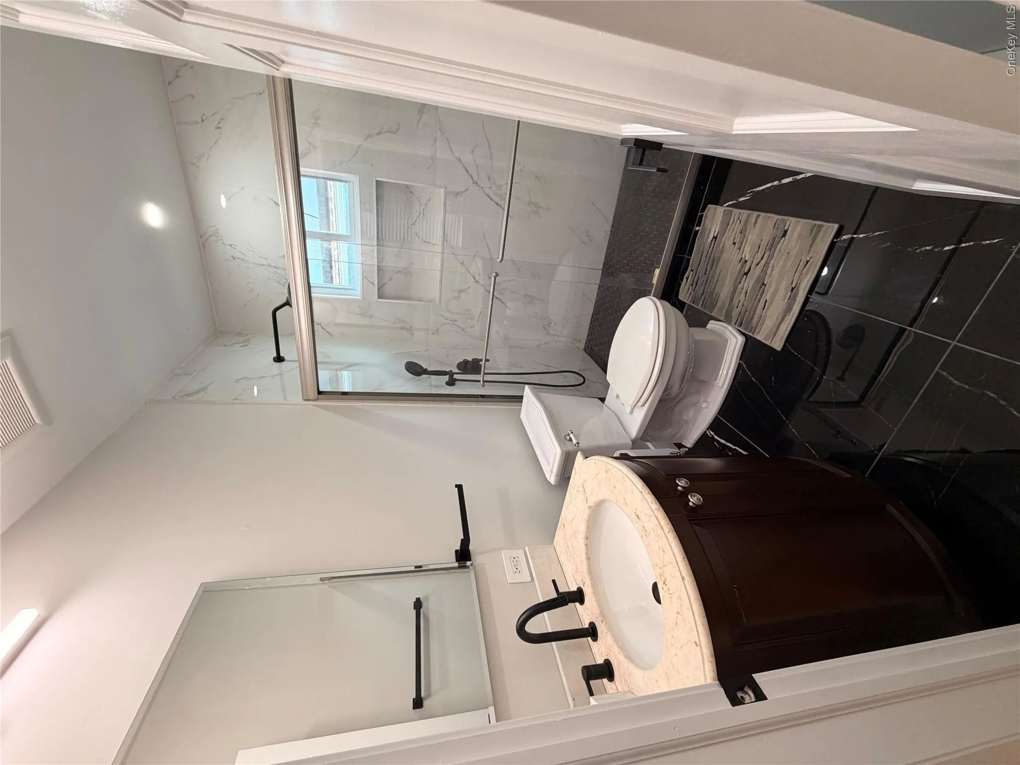 133-01 Cranston St, New York, NY, 2 Bedrooms Bedrooms, 3 Rooms Rooms,1 BathroomBathrooms,Residential Lease,For Rent,Cranston St,0,1044785 133-01 Cranston St, New York, NY, 2 Bedrooms Bedrooms, 3 Rooms Rooms,1 BathroomBathrooms,Residential Lease,For Rent,Cranston St,0,1044785