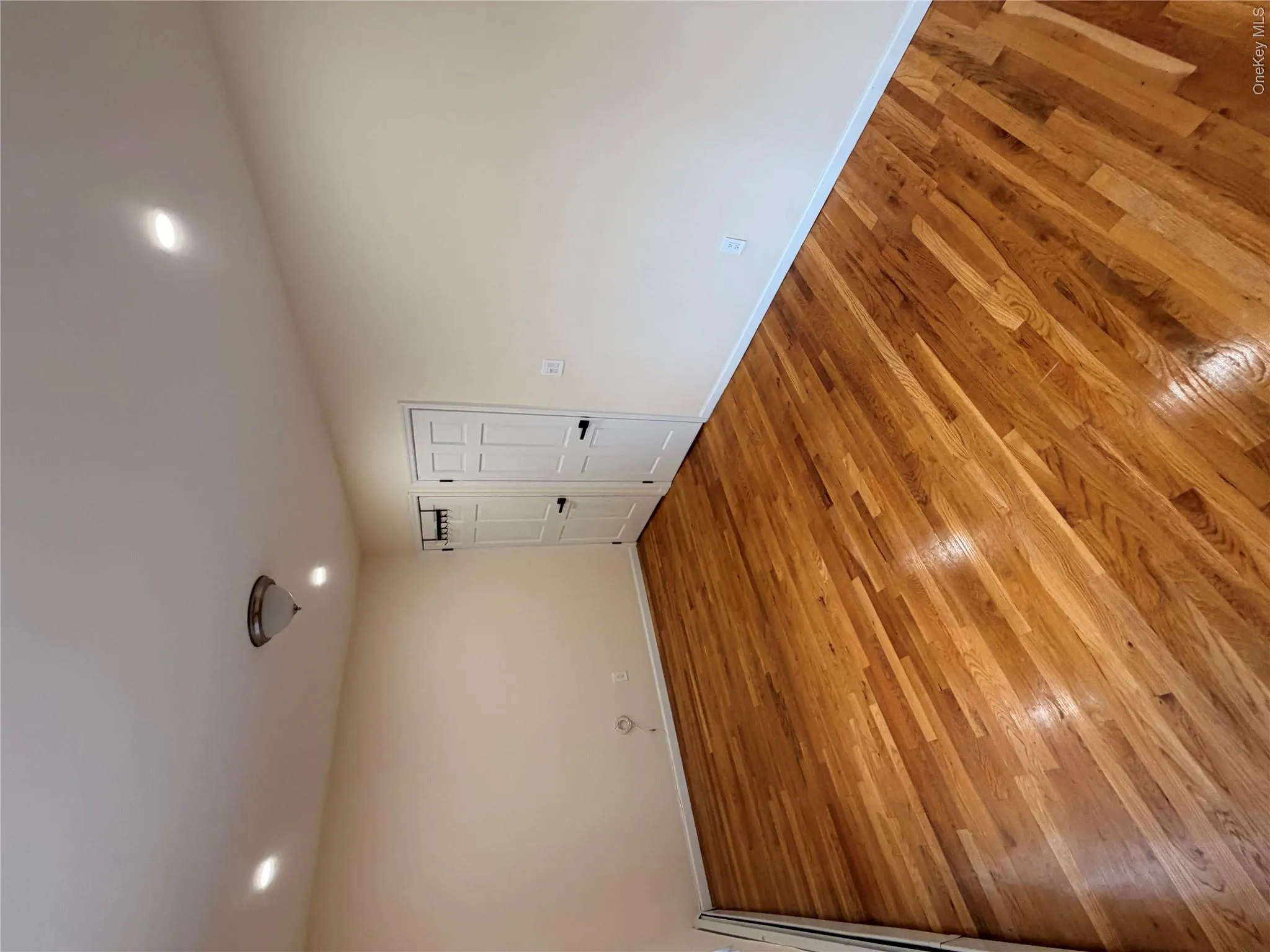 133-01 Cranston St, New York, NY, 2 Bedrooms Bedrooms, 3 Rooms Rooms,1 BathroomBathrooms,Residential Lease,For Rent,Cranston St,0,1044785 133-01 Cranston St, New York, NY, 2 Bedrooms Bedrooms, 3 Rooms Rooms,1 BathroomBathrooms,Residential Lease,For Rent,Cranston St,0,1044785