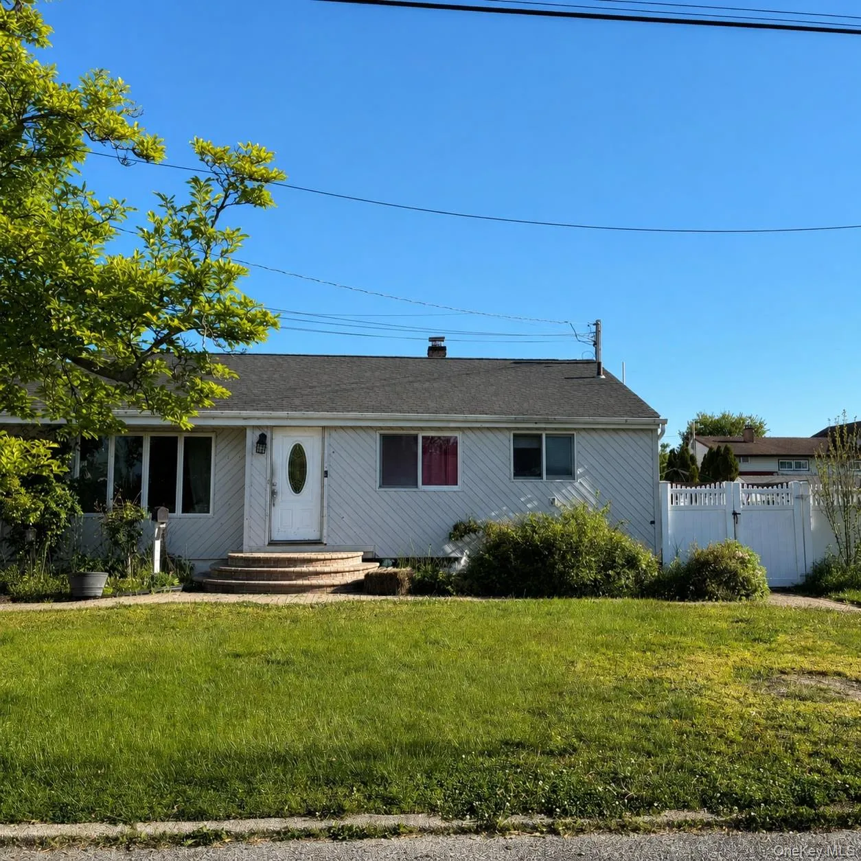 11 Franklin Street, Islip, NY, 3 Bedrooms Bedrooms, 5 Rooms Rooms,2 BathroomsBathrooms,Residential,For Rent,Franklin,0,1044792 11 Franklin Street, Islip, NY, 3 Bedrooms Bedrooms, 5 Rooms Rooms,2 BathroomsBathrooms,Residential,For Rent,Franklin,0,1044792