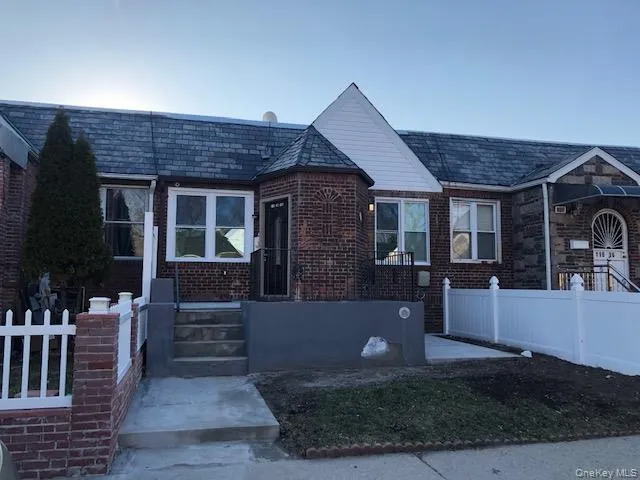 116-38 168th Street, New York, NY, 4 Bedrooms Bedrooms, 8 Rooms Rooms,2 BathroomsBathrooms,Residential,For Rent,168th,0,1044793 116-38 168th Street, New York, NY, 4 Bedrooms Bedrooms, 8 Rooms Rooms,2 BathroomsBathrooms,Residential,For Rent,168th,0,1044793