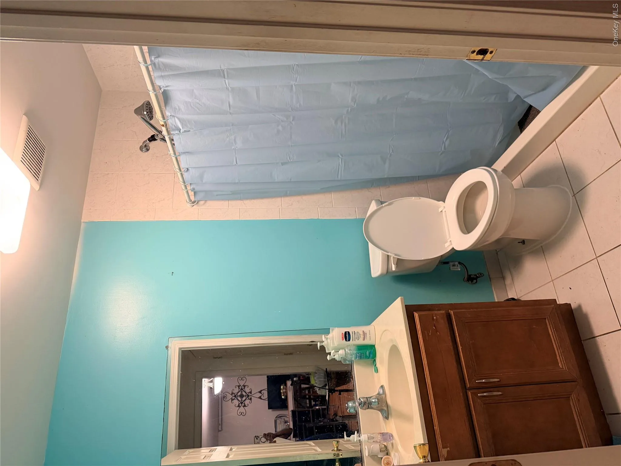 In-law suite full bathroom. In-law suite full bathroom.