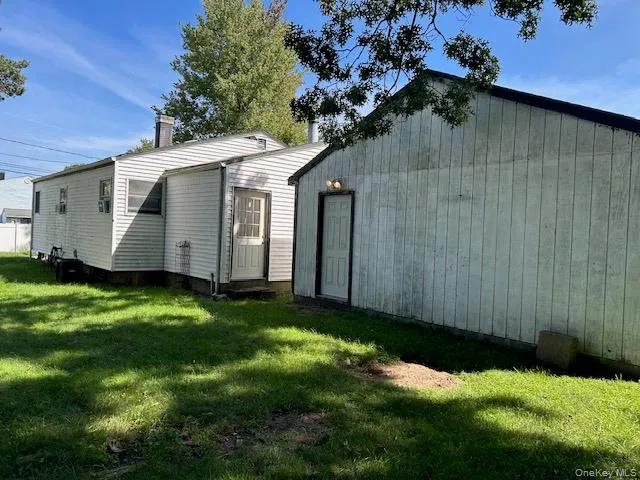 8 Durst Drive, Brookhaven, NY, 3 Bedrooms Bedrooms, 6 Rooms Rooms,1 BathroomBathrooms,Residential,For Rent,Durst,0,1044801 8 Durst Drive, Brookhaven, NY, 3 Bedrooms Bedrooms, 6 Rooms Rooms,1 BathroomBathrooms,Residential,For Rent,Durst,0,1044801