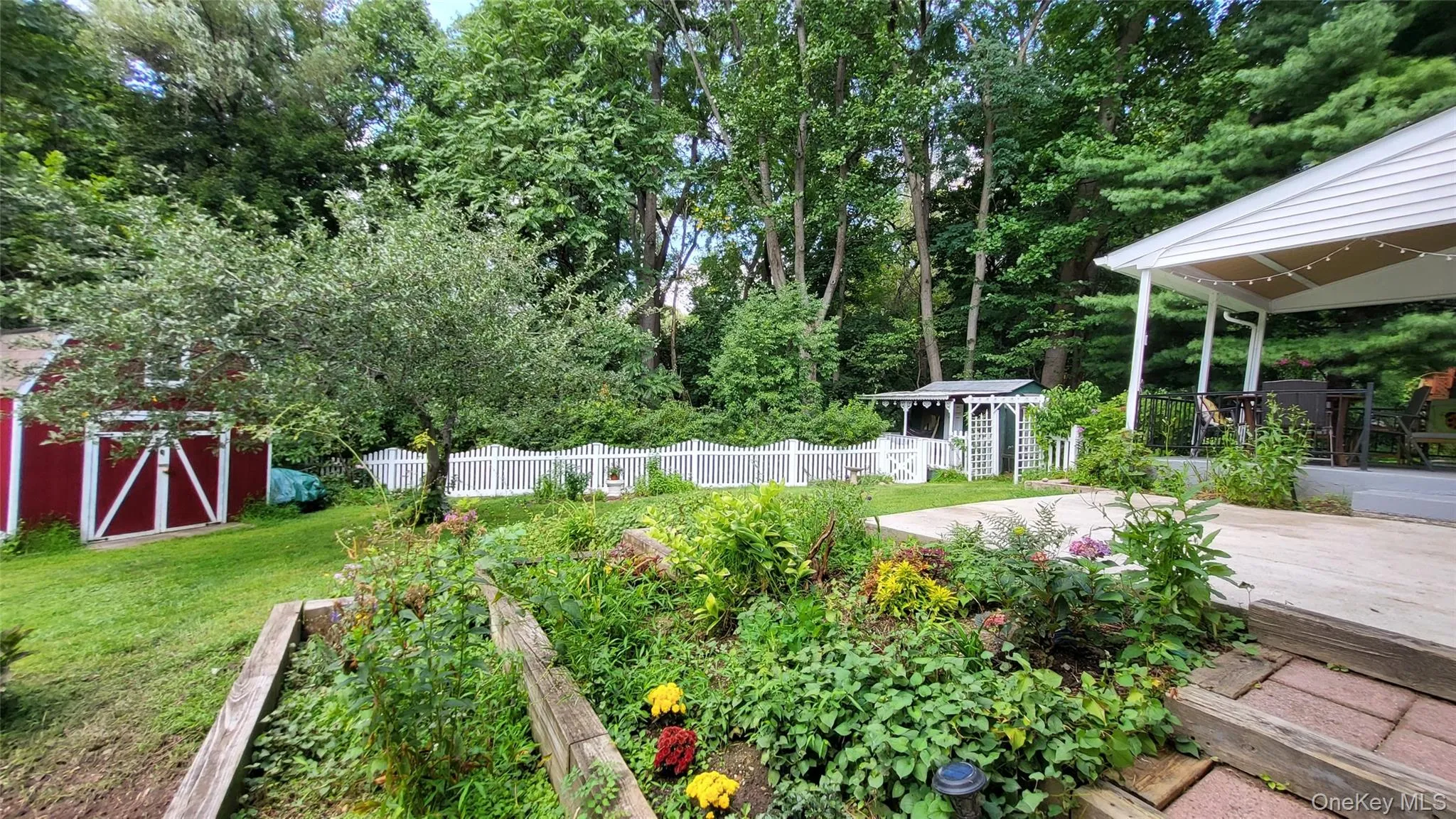 63 Phillips Street, Beacon, NY, 3 Bedrooms Bedrooms, 9 Rooms Rooms,2 BathroomsBathrooms,Residential,For Rent,Phillips,0,1044805 63 Phillips Street, Beacon, NY, 3 Bedrooms Bedrooms, 9 Rooms Rooms,2 BathroomsBathrooms,Residential,For Rent,Phillips,0,1044805