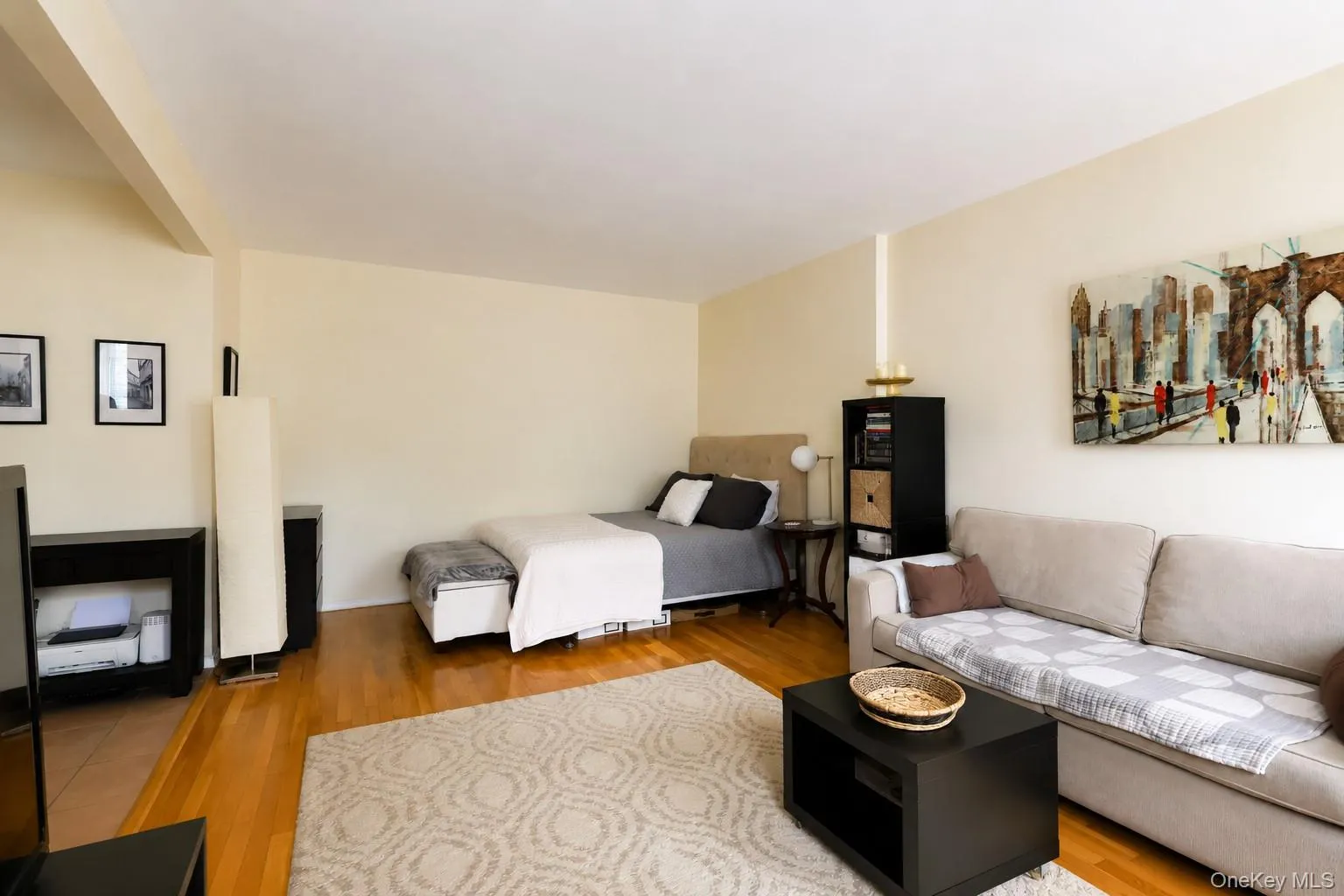 99-15 66 Avenue, New York, NY, 4 Rooms Rooms,1 BathroomBathrooms,Residential Lease,For Rent,66,0,1044811 99-15 66 Avenue, New York, NY, 4 Rooms Rooms,1 BathroomBathrooms,Residential Lease,For Rent,66,0,1044811