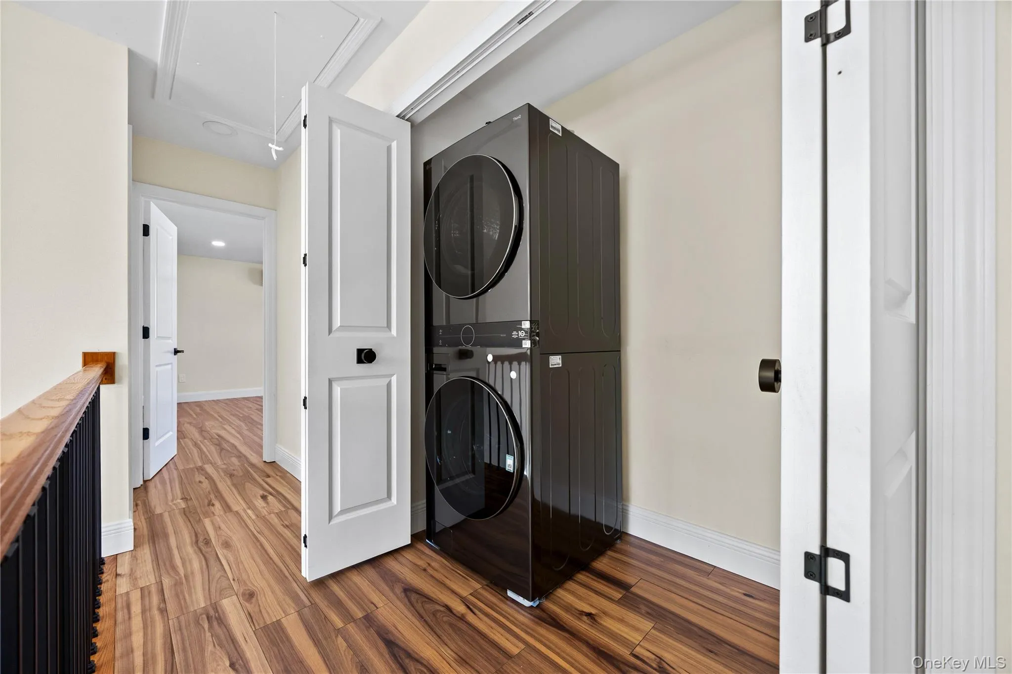37 Gladstone Avenue, Islip, NY, 5 Bedrooms Bedrooms, 12 Rooms Rooms,3 BathroomsBathrooms,Residential,For Rent,Gladstone,0,1044812 37 Gladstone Avenue, Islip, NY, 5 Bedrooms Bedrooms, 12 Rooms Rooms,3 BathroomsBathrooms,Residential,For Rent,Gladstone,0,1044812