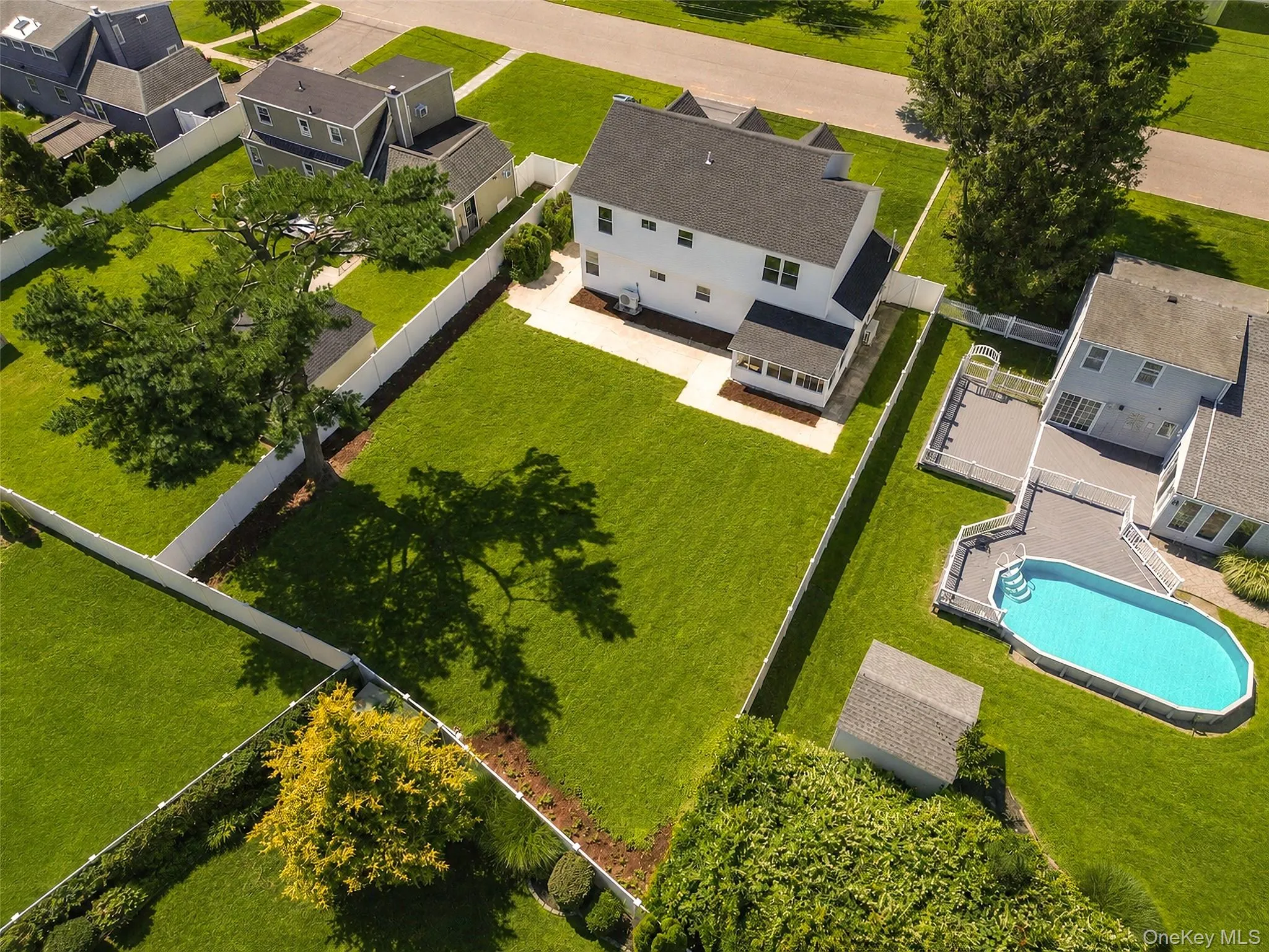 37 Gladstone Avenue, Islip, NY, 5 Bedrooms Bedrooms, 12 Rooms Rooms,3 BathroomsBathrooms,Residential,For Rent,Gladstone,0,1044812 37 Gladstone Avenue, Islip, NY, 5 Bedrooms Bedrooms, 12 Rooms Rooms,3 BathroomsBathrooms,Residential,For Rent,Gladstone,0,1044812