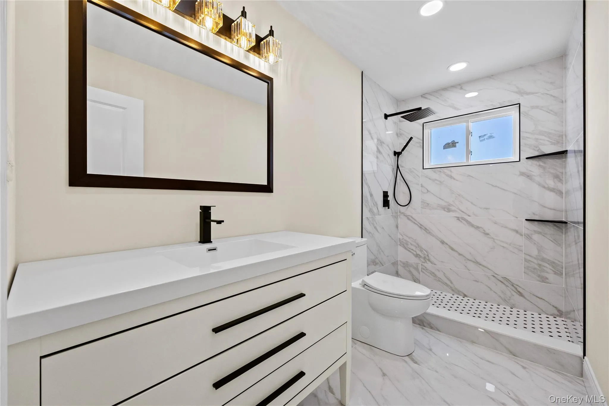 37 Gladstone Avenue, Islip, NY, 5 Bedrooms Bedrooms, 12 Rooms Rooms,3 BathroomsBathrooms,Residential,For Rent,Gladstone,0,1044812 37 Gladstone Avenue, Islip, NY, 5 Bedrooms Bedrooms, 12 Rooms Rooms,3 BathroomsBathrooms,Residential,For Rent,Gladstone,0,1044812