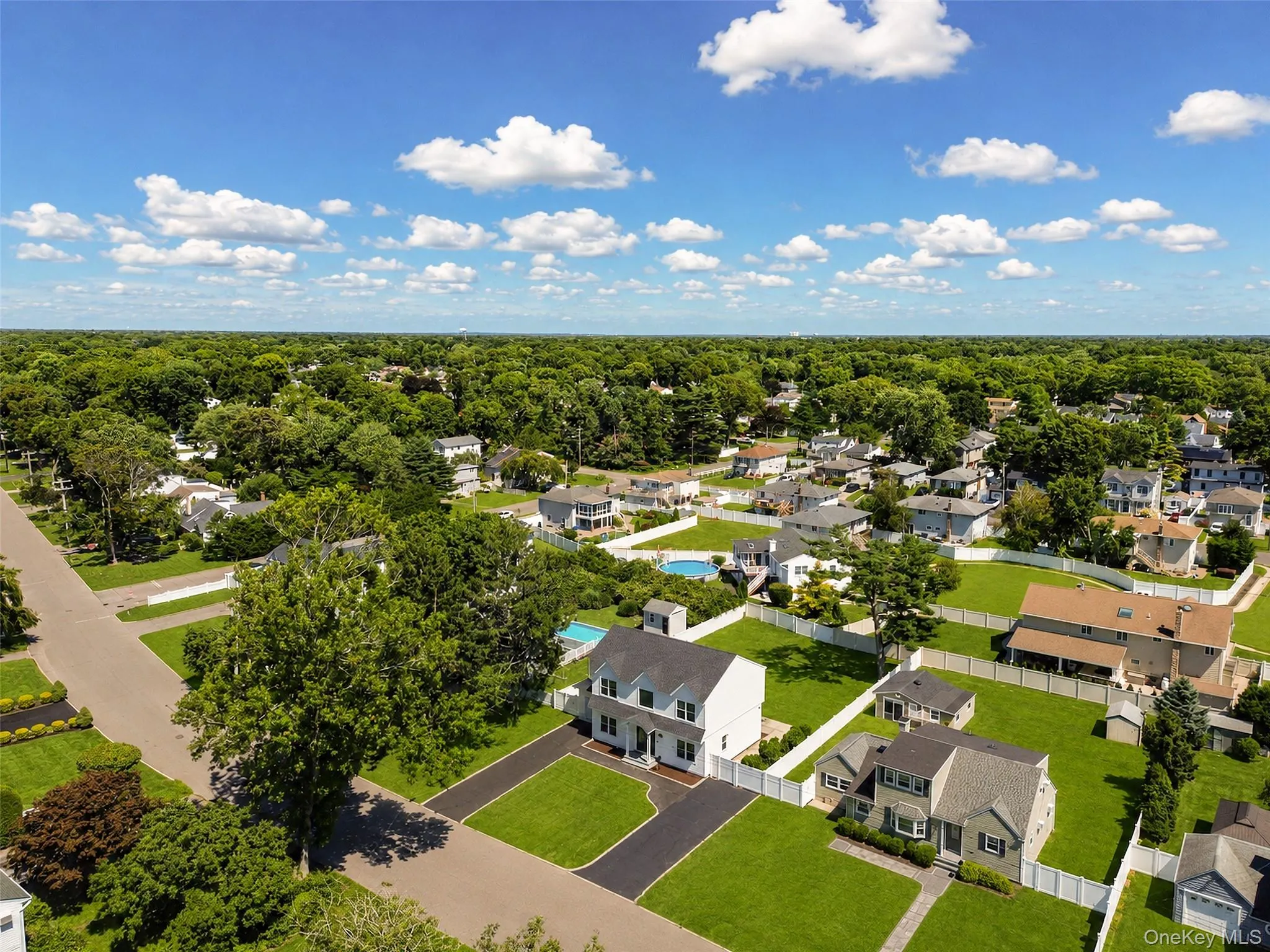 37 Gladstone Avenue, Islip, NY, 5 Bedrooms Bedrooms, 12 Rooms Rooms,3 BathroomsBathrooms,Residential,For Rent,Gladstone,0,1044812 37 Gladstone Avenue, Islip, NY, 5 Bedrooms Bedrooms, 12 Rooms Rooms,3 BathroomsBathrooms,Residential,For Rent,Gladstone,0,1044812