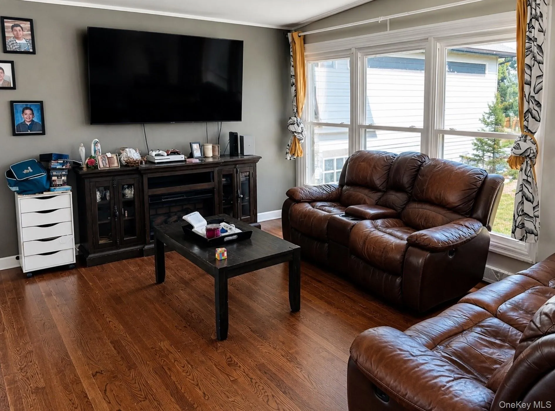 16 Exeter Road, Poughkeepsie, NY, 3 Bedrooms Bedrooms, 6 Rooms Rooms,3 BathroomsBathrooms,Residential,For Rent,Exeter,0,1044814 16 Exeter Road, Poughkeepsie, NY, 3 Bedrooms Bedrooms, 6 Rooms Rooms,3 BathroomsBathrooms,Residential,For Rent,Exeter,0,1044814