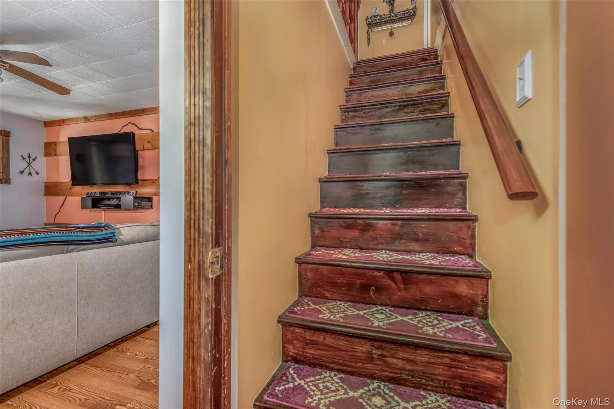 27 Old Mill Road, Esopus, NY, 4 Bedrooms Bedrooms, 8 Rooms Rooms,2 BathroomsBathrooms,Residential,For Rent,Old Mill,0,1044825 27 Old Mill Road, Esopus, NY, 4 Bedrooms Bedrooms, 8 Rooms Rooms,2 BathroomsBathrooms,Residential,For Rent,Old Mill,0,1044825