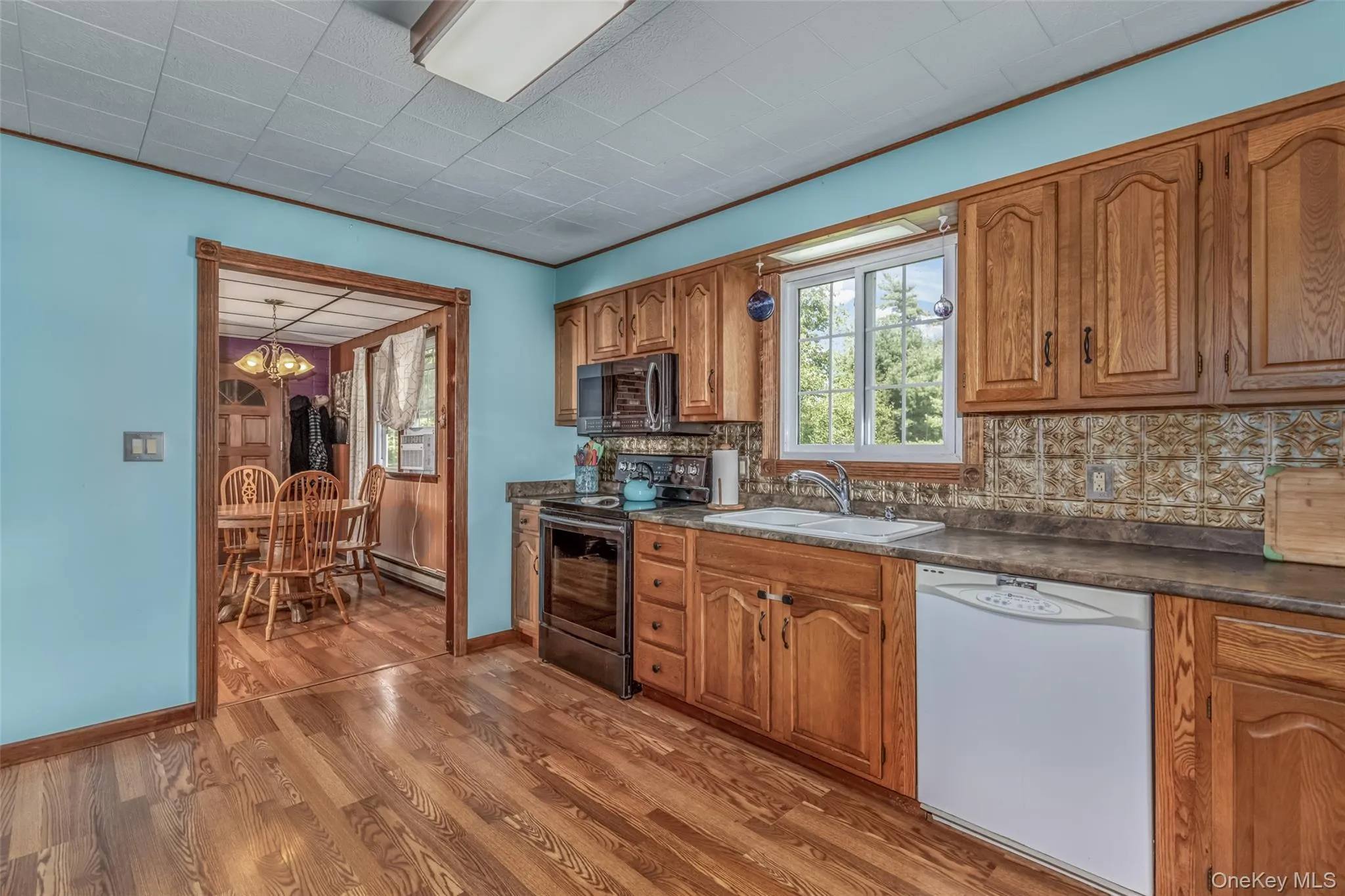 27 Old Mill Road, Esopus, NY, 4 Bedrooms Bedrooms, 8 Rooms Rooms,2 BathroomsBathrooms,Residential,For Rent,Old Mill,0,1044825 27 Old Mill Road, Esopus, NY, 4 Bedrooms Bedrooms, 8 Rooms Rooms,2 BathroomsBathrooms,Residential,For Rent,Old Mill,0,1044825