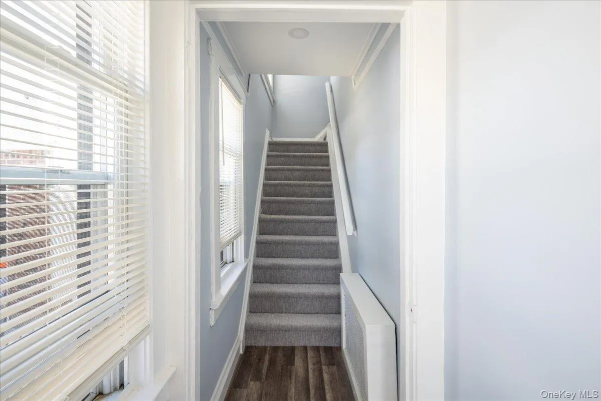 204 Monroe Street, Hempstead, NY, 1 Bedroom Bedrooms, 5 Rooms Rooms,1 BathroomBathrooms,Residential Lease,For Rent,Monroe,0,1044826 204 Monroe Street, Hempstead, NY, 1 Bedroom Bedrooms, 5 Rooms Rooms,1 BathroomBathrooms,Residential Lease,For Rent,Monroe,0,1044826