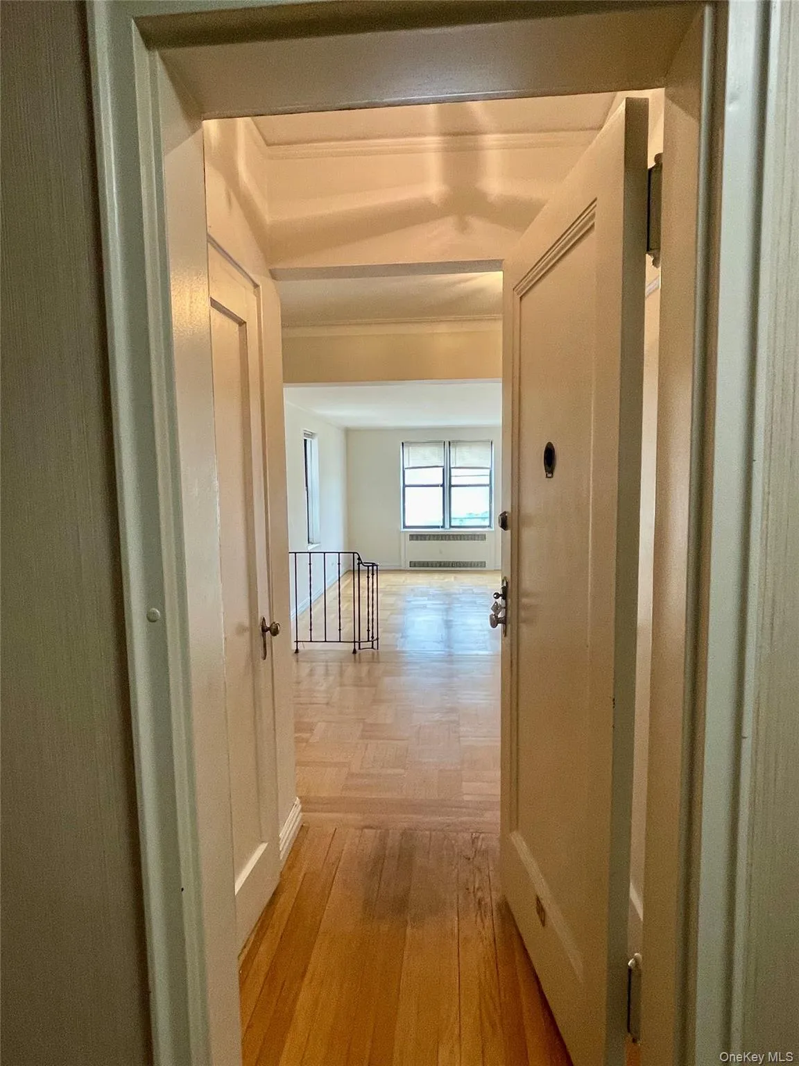 210 Martine Avenue, White Plains, NY, 1 Bedroom Bedrooms, 4 Rooms Rooms,1 BathroomBathrooms,Residential,For Rent,Martine,0,1044827 210 Martine Avenue, White Plains, NY, 1 Bedroom Bedrooms, 4 Rooms Rooms,1 BathroomBathrooms,Residential,For Rent,Martine,0,1044827