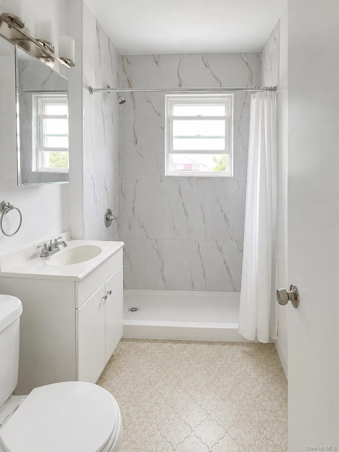 826 Wilcox Avenue, New York, NY, 1 Bedroom Bedrooms, 3 Rooms Rooms,1 BathroomBathrooms,Residential Lease,For Rent,Wilcox,0,1044839 826 Wilcox Avenue, New York, NY, 1 Bedroom Bedrooms, 3 Rooms Rooms,1 BathroomBathrooms,Residential Lease,For Rent,Wilcox,0,1044839