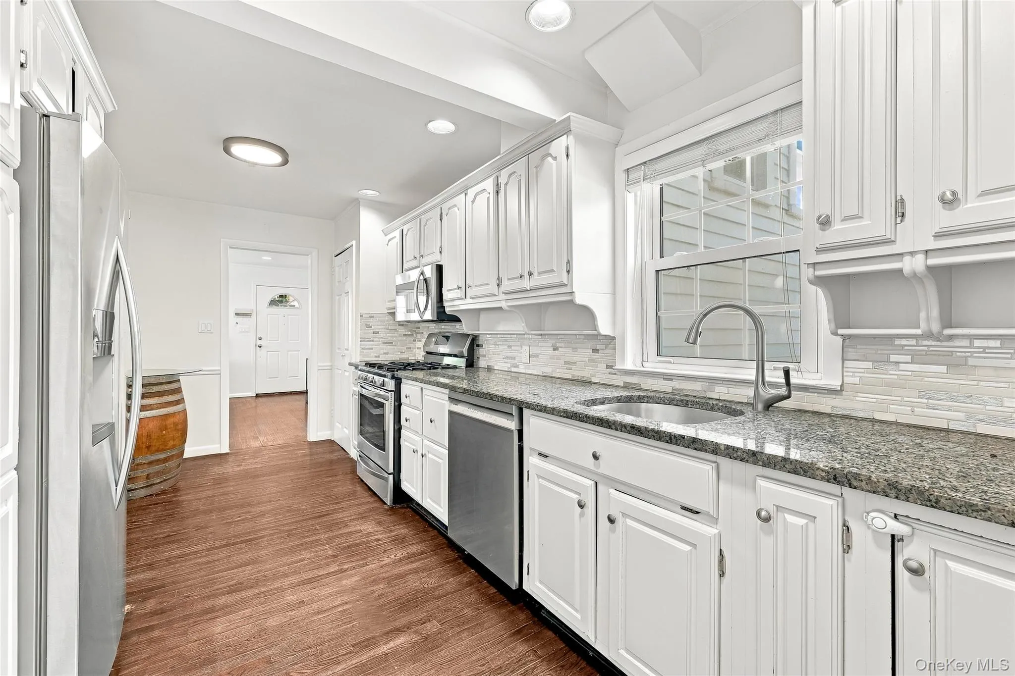 22 Mitchell Place, Rye Town, NY, 4 Bedrooms Bedrooms, 9 Rooms Rooms,2 BathroomsBathrooms,Residential,For Rent,Mitchell,0,1044840 22 Mitchell Place, Rye Town, NY, 4 Bedrooms Bedrooms, 9 Rooms Rooms,2 BathroomsBathrooms,Residential,For Rent,Mitchell,0,1044840