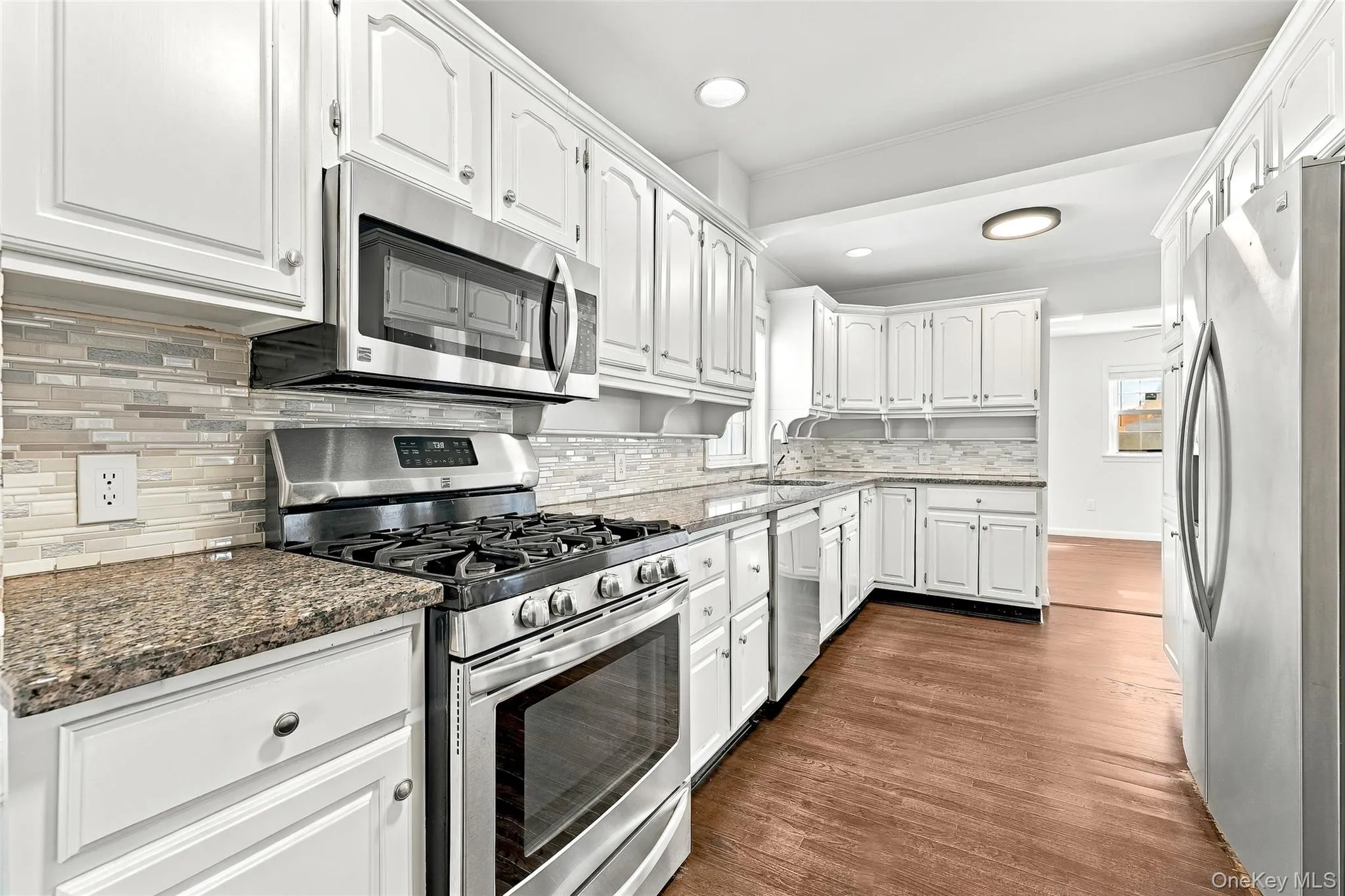22 Mitchell Place, Rye Town, NY, 4 Bedrooms Bedrooms, 9 Rooms Rooms,2 BathroomsBathrooms,Residential,For Rent,Mitchell,0,1044840 22 Mitchell Place, Rye Town, NY, 4 Bedrooms Bedrooms, 9 Rooms Rooms,2 BathroomsBathrooms,Residential,For Rent,Mitchell,0,1044840
