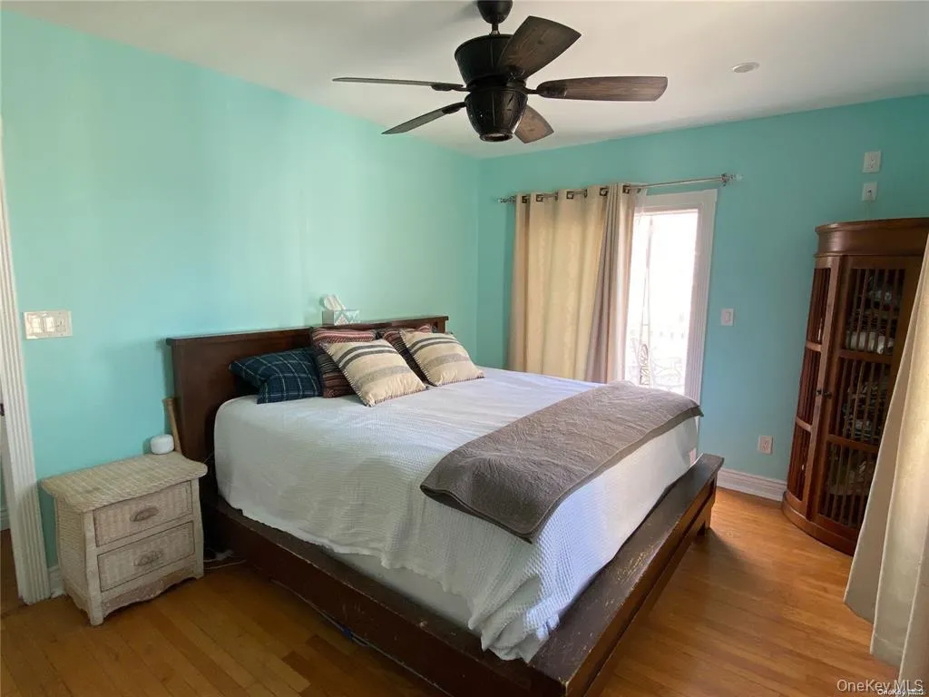 365 Fulton Street, Long Beach, NY, 2 Bedrooms Bedrooms, 4 Rooms Rooms,1 BathroomBathrooms,Residential Lease,For Rent,Fulton,0,1044841 365 Fulton Street, Long Beach, NY, 2 Bedrooms Bedrooms, 4 Rooms Rooms,1 BathroomBathrooms,Residential Lease,For Rent,Fulton,0,1044841