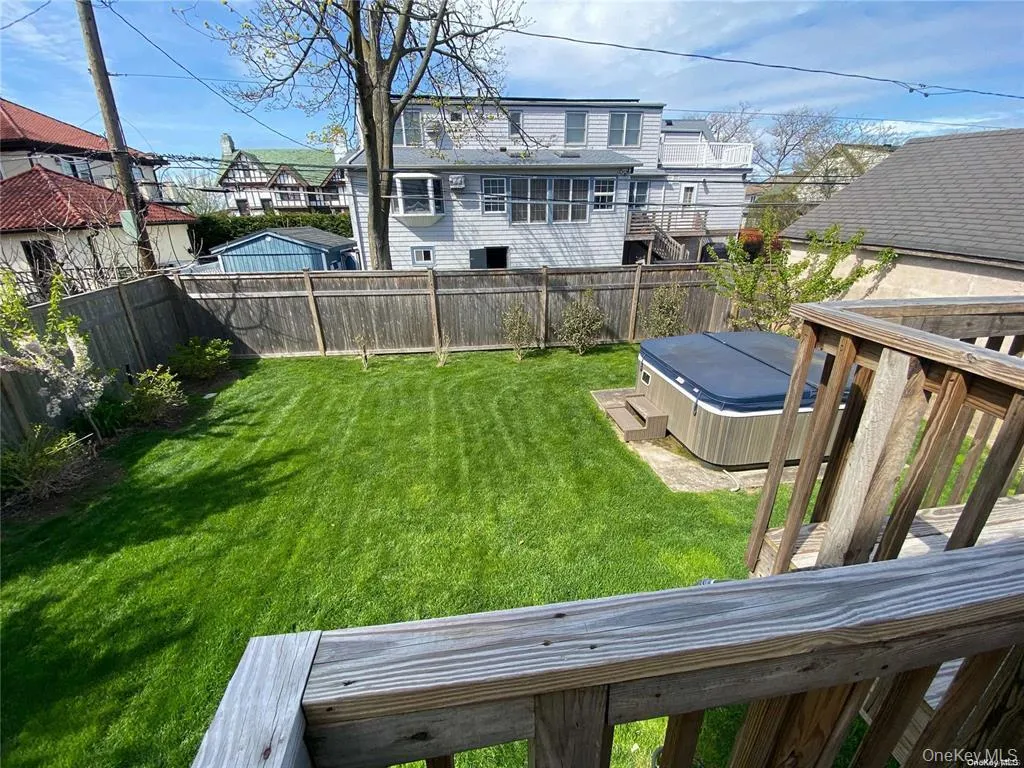 365 Fulton Street, Long Beach, NY, 2 Bedrooms Bedrooms, 4 Rooms Rooms,1 BathroomBathrooms,Residential Lease,For Rent,Fulton,0,1044841 365 Fulton Street, Long Beach, NY, 2 Bedrooms Bedrooms, 4 Rooms Rooms,1 BathroomBathrooms,Residential Lease,For Rent,Fulton,0,1044841