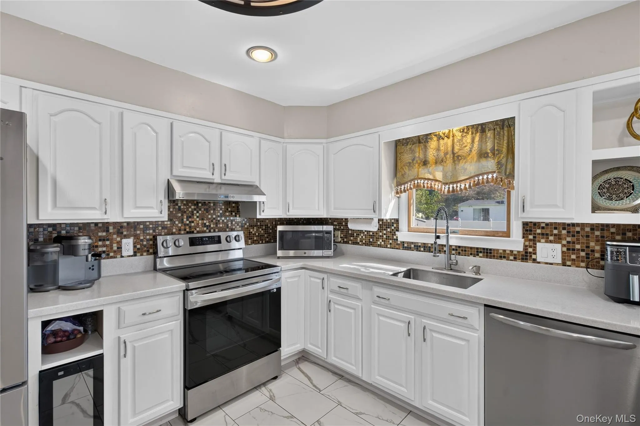 38 Elk Road, East Fishkill, NY, 3 Bedrooms Bedrooms, 12 Rooms Rooms,2 BathroomsBathrooms,Residential,For Rent,Elk,0,1044842 38 Elk Road, East Fishkill, NY, 3 Bedrooms Bedrooms, 12 Rooms Rooms,2 BathroomsBathrooms,Residential,For Rent,Elk,0,1044842