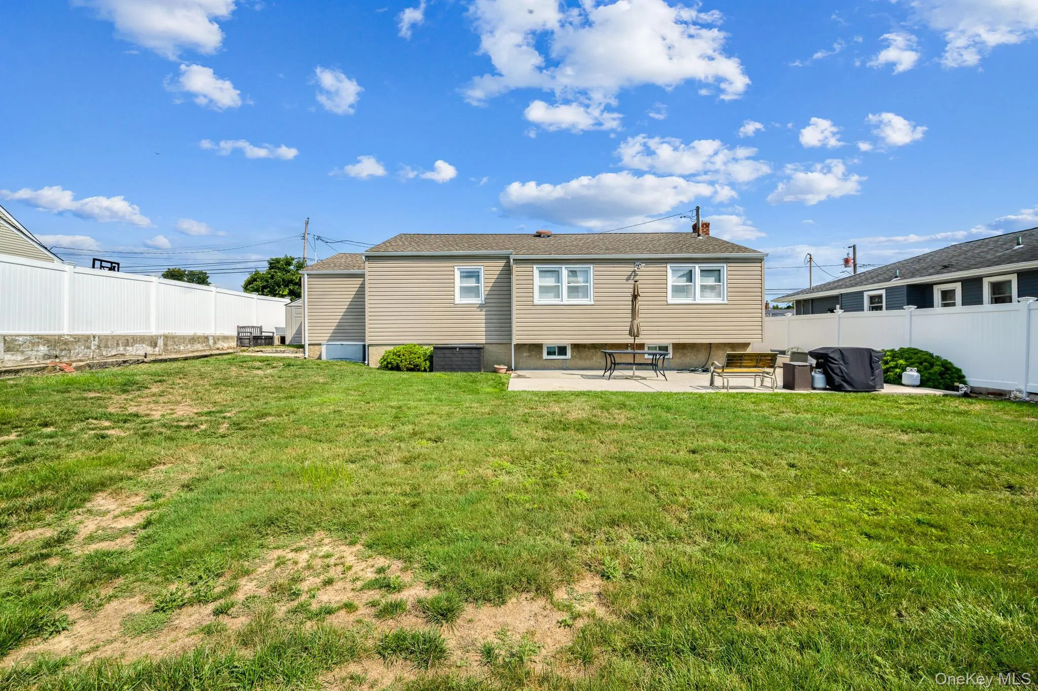 40 Elm Avenue, Oyster Bay, NY, 3 Bedrooms Bedrooms, 4 Rooms Rooms,1 BathroomBathrooms,Residential,For Rent,Elm,0,1044843 40 Elm Avenue, Oyster Bay, NY, 3 Bedrooms Bedrooms, 4 Rooms Rooms,1 BathroomBathrooms,Residential,For Rent,Elm,0,1044843