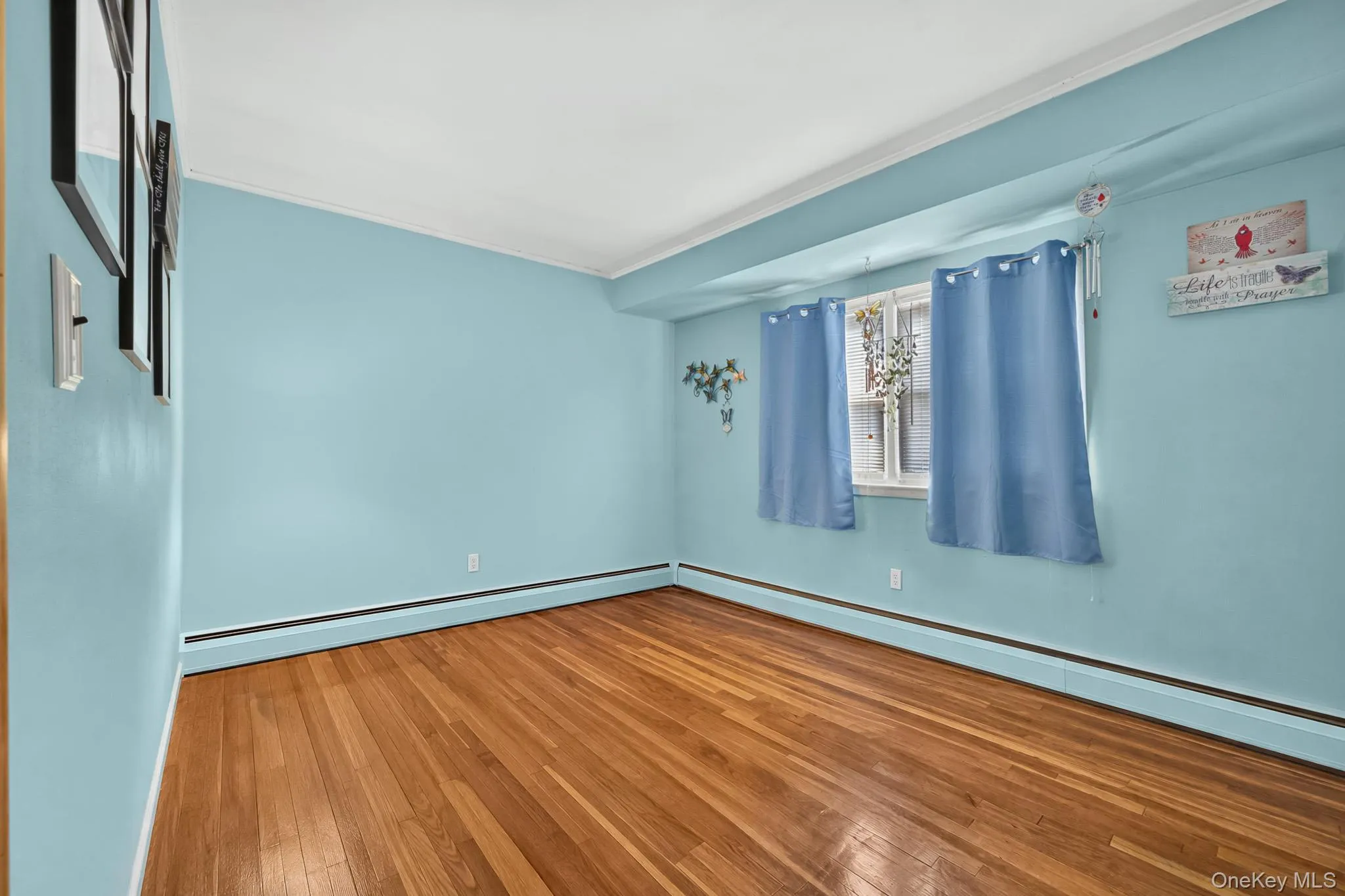 40 Elm Avenue, Oyster Bay, NY, 3 Bedrooms Bedrooms, 4 Rooms Rooms,1 BathroomBathrooms,Residential,For Rent,Elm,0,1044843 40 Elm Avenue, Oyster Bay, NY, 3 Bedrooms Bedrooms, 4 Rooms Rooms,1 BathroomBathrooms,Residential,For Rent,Elm,0,1044843