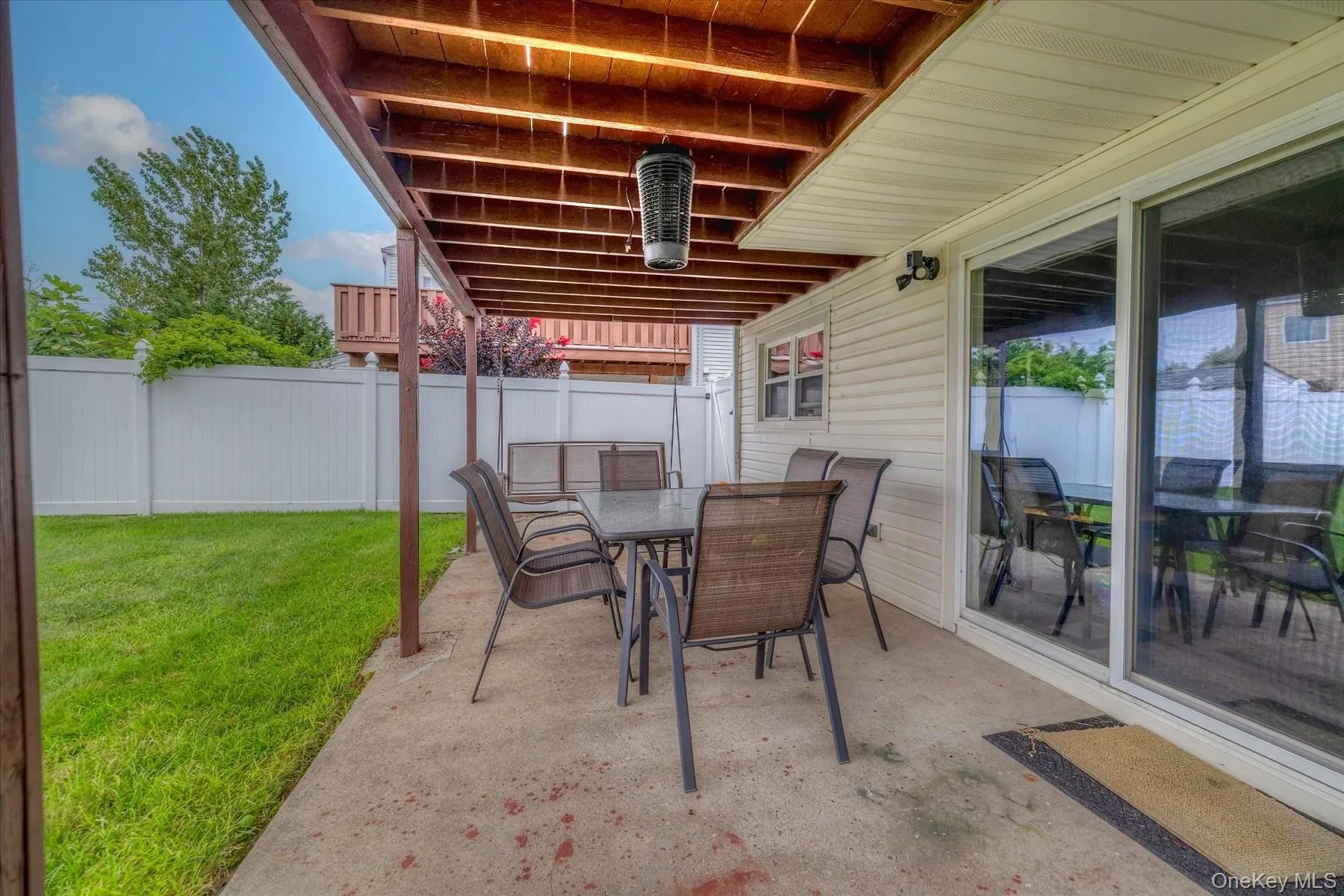3684 Oceanside Road, Hempstead, NY, 4 Bedrooms Bedrooms, 10 Rooms Rooms,2 BathroomsBathrooms,Residential,For Rent,Oceanside,0,1044849 3684 Oceanside Road, Hempstead, NY, 4 Bedrooms Bedrooms, 10 Rooms Rooms,2 BathroomsBathrooms,Residential,For Rent,Oceanside,0,1044849