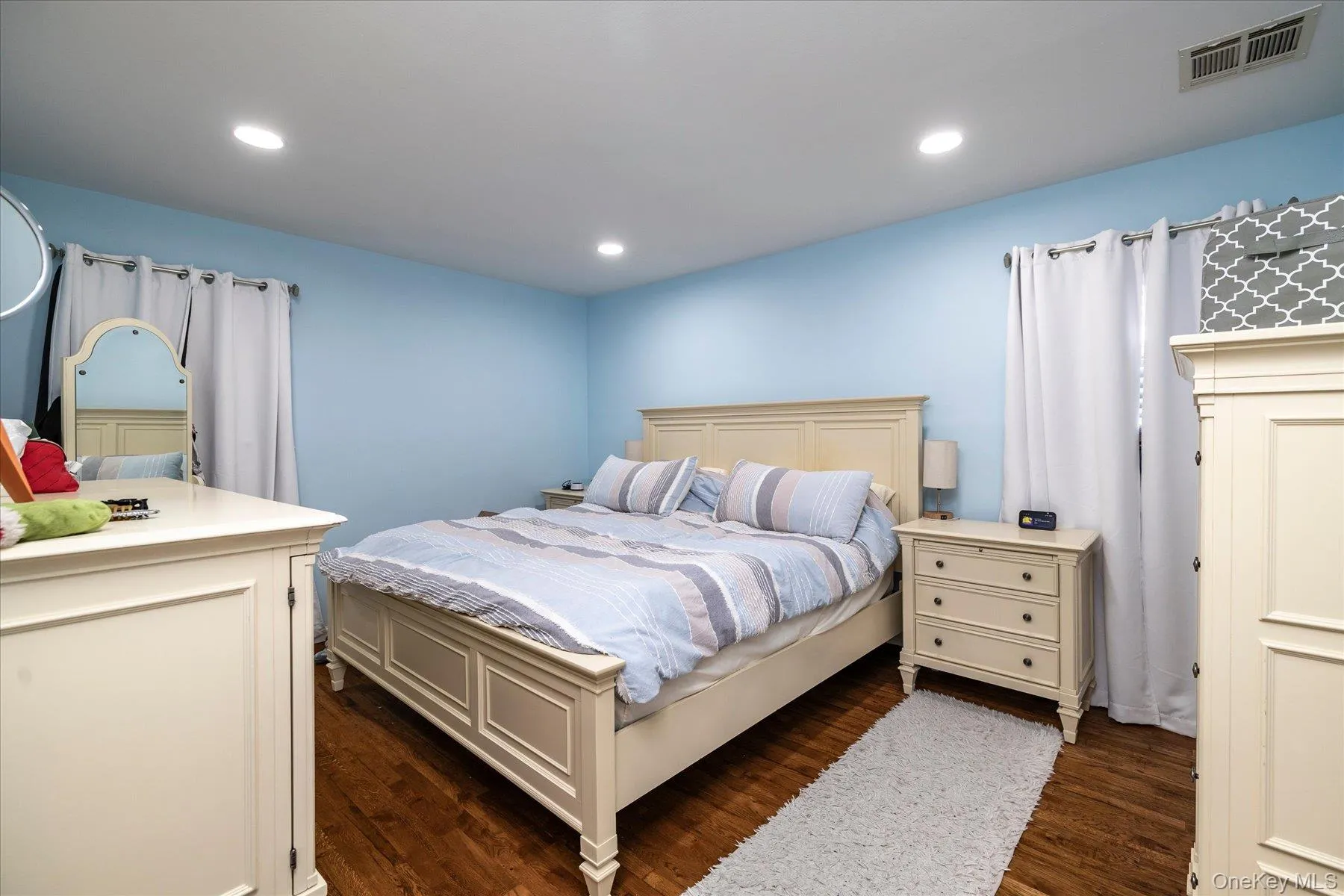 3684 Oceanside Road, Hempstead, NY, 4 Bedrooms Bedrooms, 10 Rooms Rooms,2 BathroomsBathrooms,Residential,For Rent,Oceanside,0,1044849 3684 Oceanside Road, Hempstead, NY, 4 Bedrooms Bedrooms, 10 Rooms Rooms,2 BathroomsBathrooms,Residential,For Rent,Oceanside,0,1044849