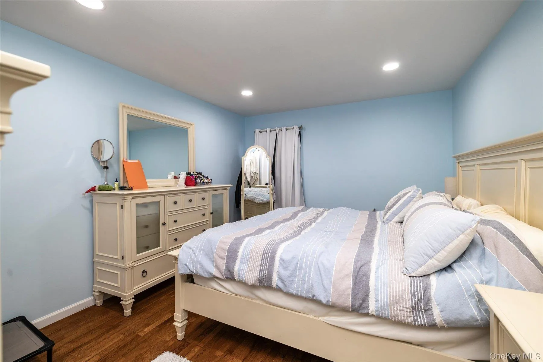 3684 Oceanside Road, Hempstead, NY, 4 Bedrooms Bedrooms, 10 Rooms Rooms,2 BathroomsBathrooms,Residential,For Rent,Oceanside,0,1044849 3684 Oceanside Road, Hempstead, NY, 4 Bedrooms Bedrooms, 10 Rooms Rooms,2 BathroomsBathrooms,Residential,For Rent,Oceanside,0,1044849